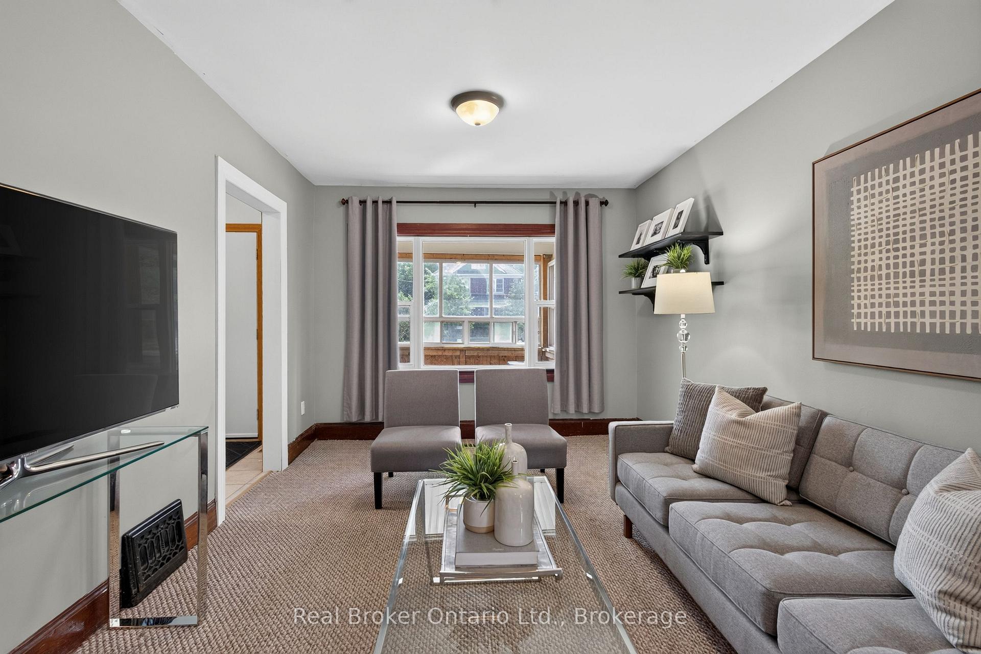 Photo 12 of 2 Herlan Avenue, Kitchener, Cherry Hill — HOMEH