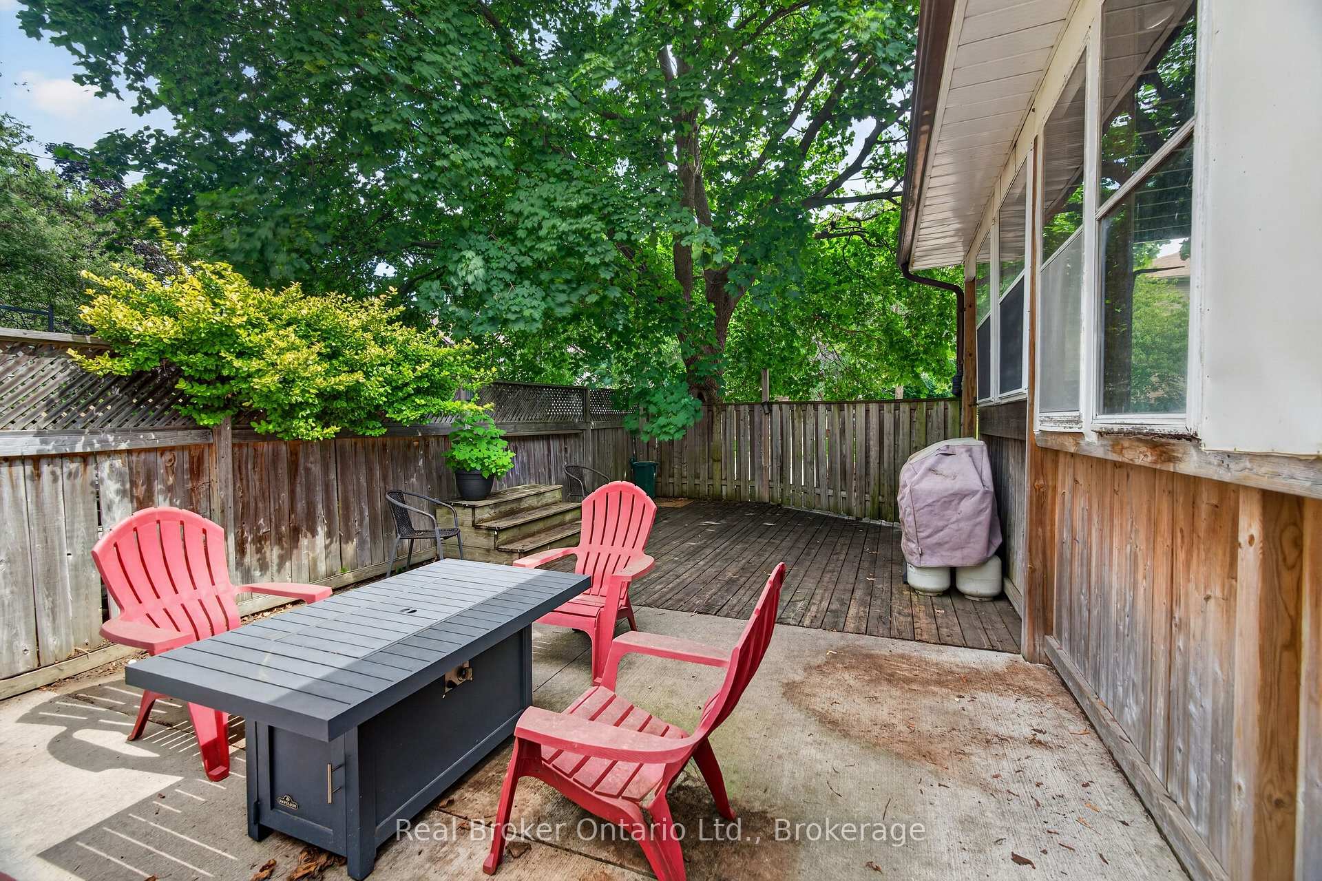 Photo 35 of 2 Herlan Avenue, Kitchener, Cherry Hill — HOMEH
