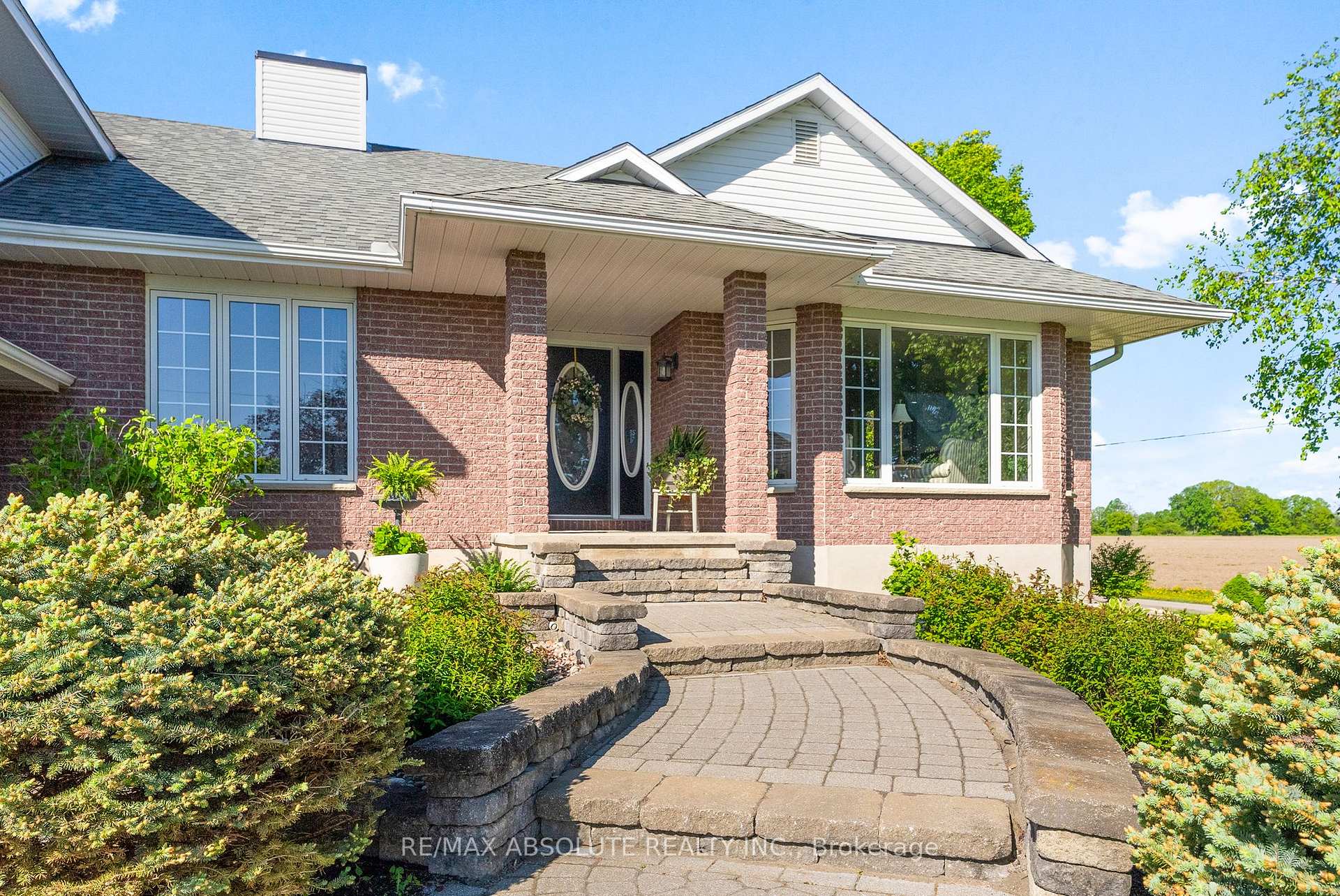 Photo 3 of 151 Duncan Drive, McNab/Braeside, Mcnab/Braeside Twps — HOMEH