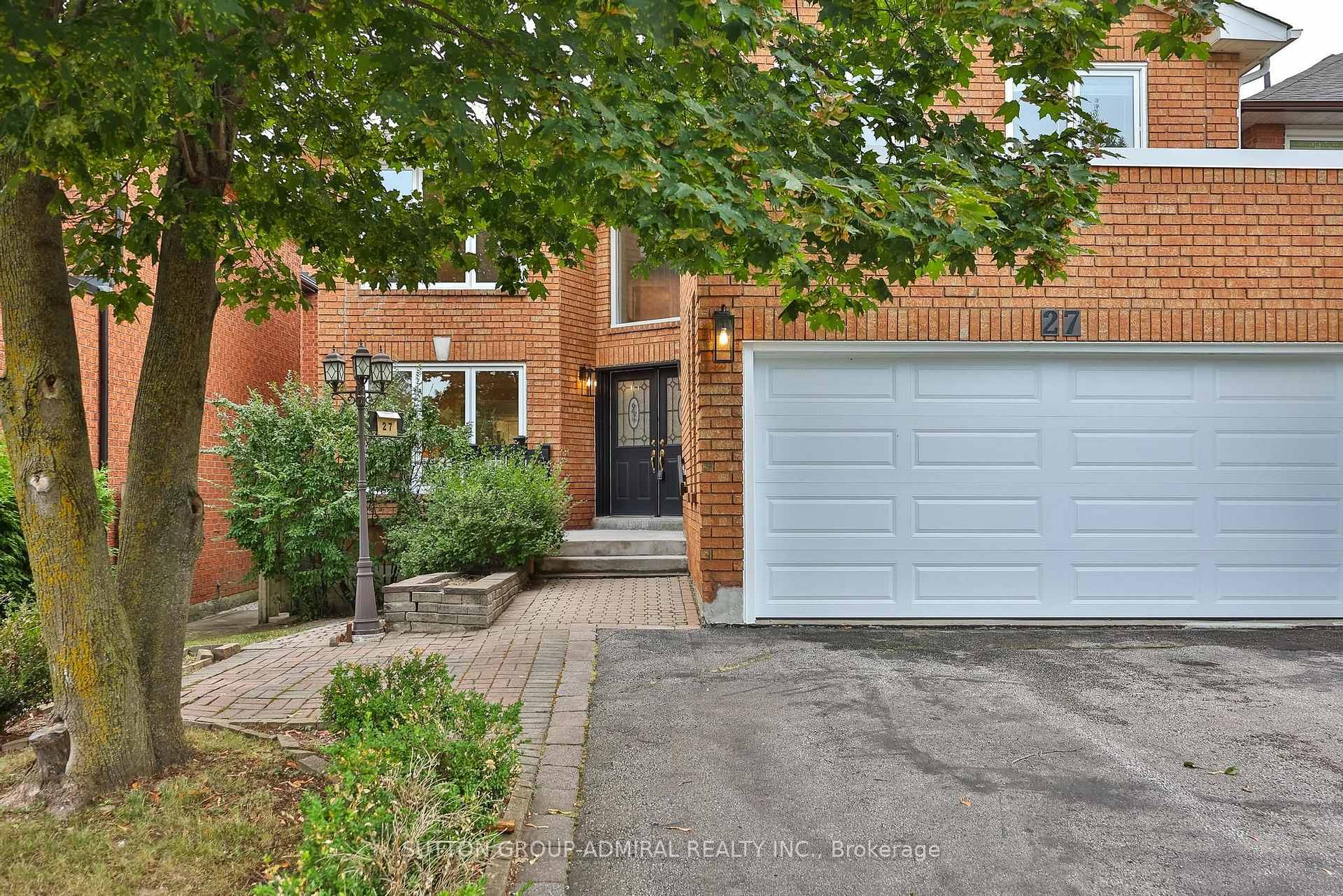 Photo 3 of 27 Green Acres Road, Vaughan, Uplands — HOMEH