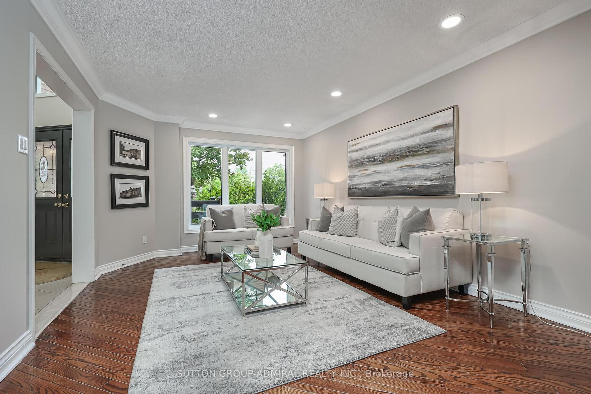 Photo 9 of 27 Green Acres Road, Vaughan, Uplands — HOMEH