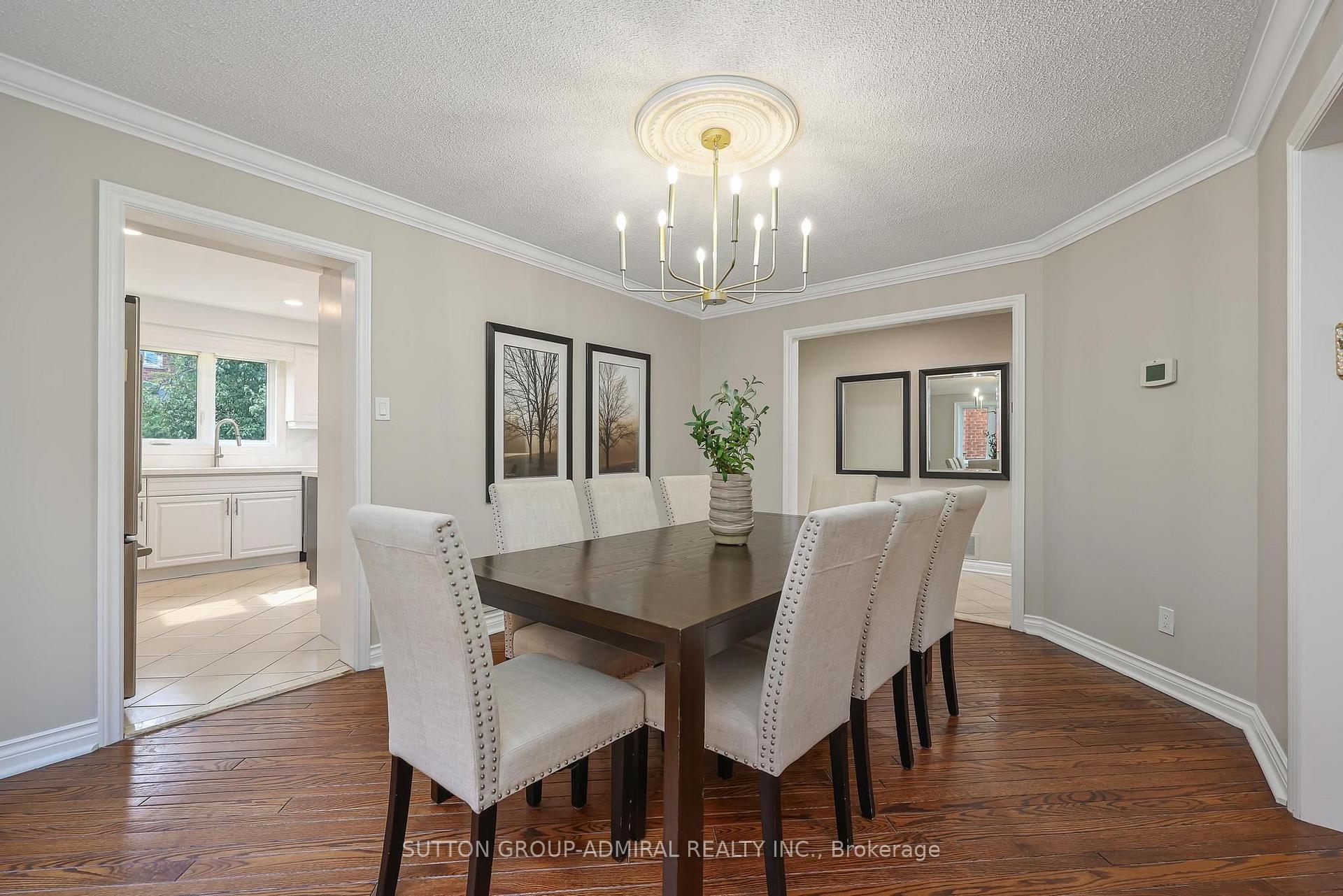 Photo 10 of 27 Green Acres Road, Vaughan, Uplands — HOMEH