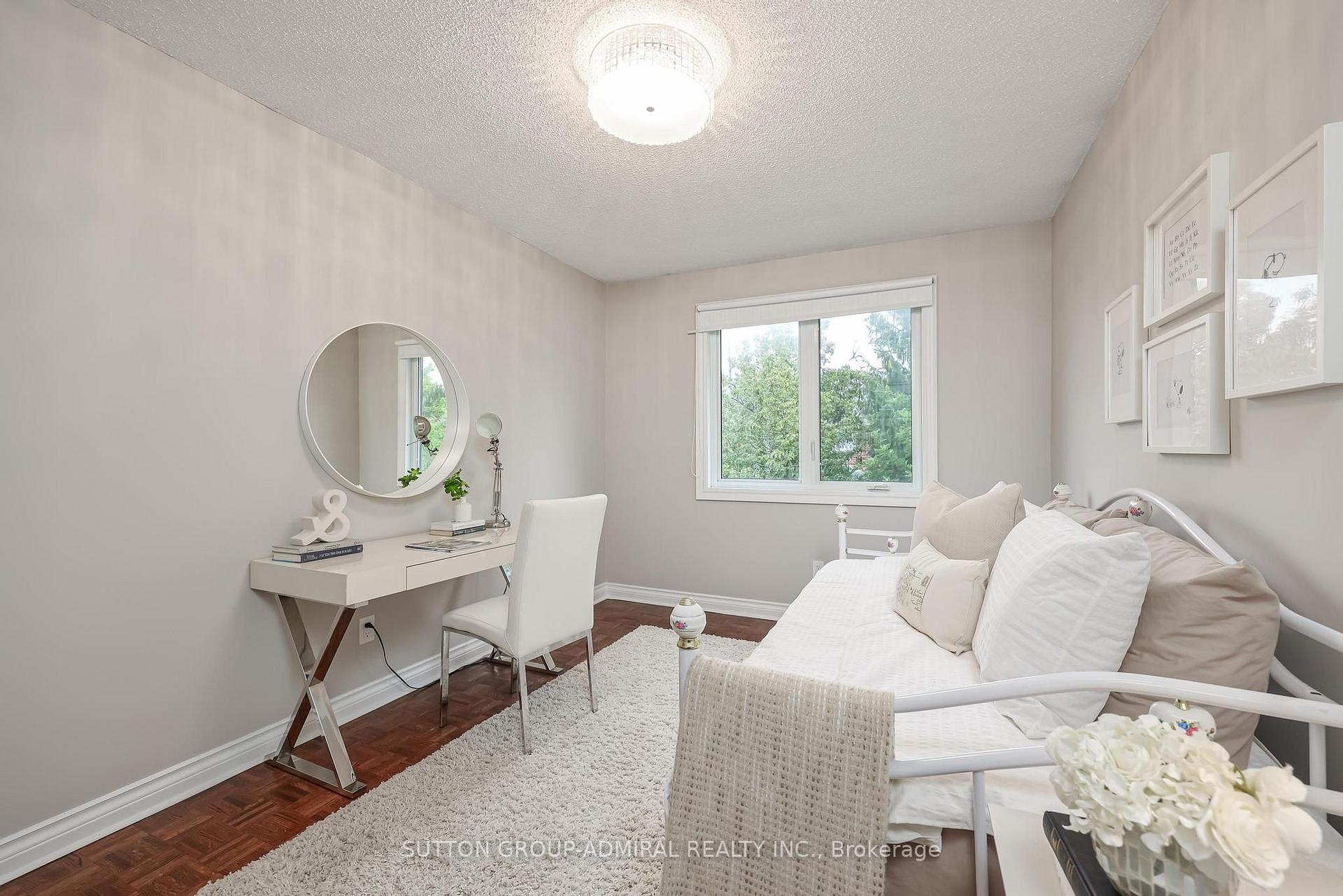Photo 31 of 27 Green Acres Road, Vaughan, Uplands — HOMEH