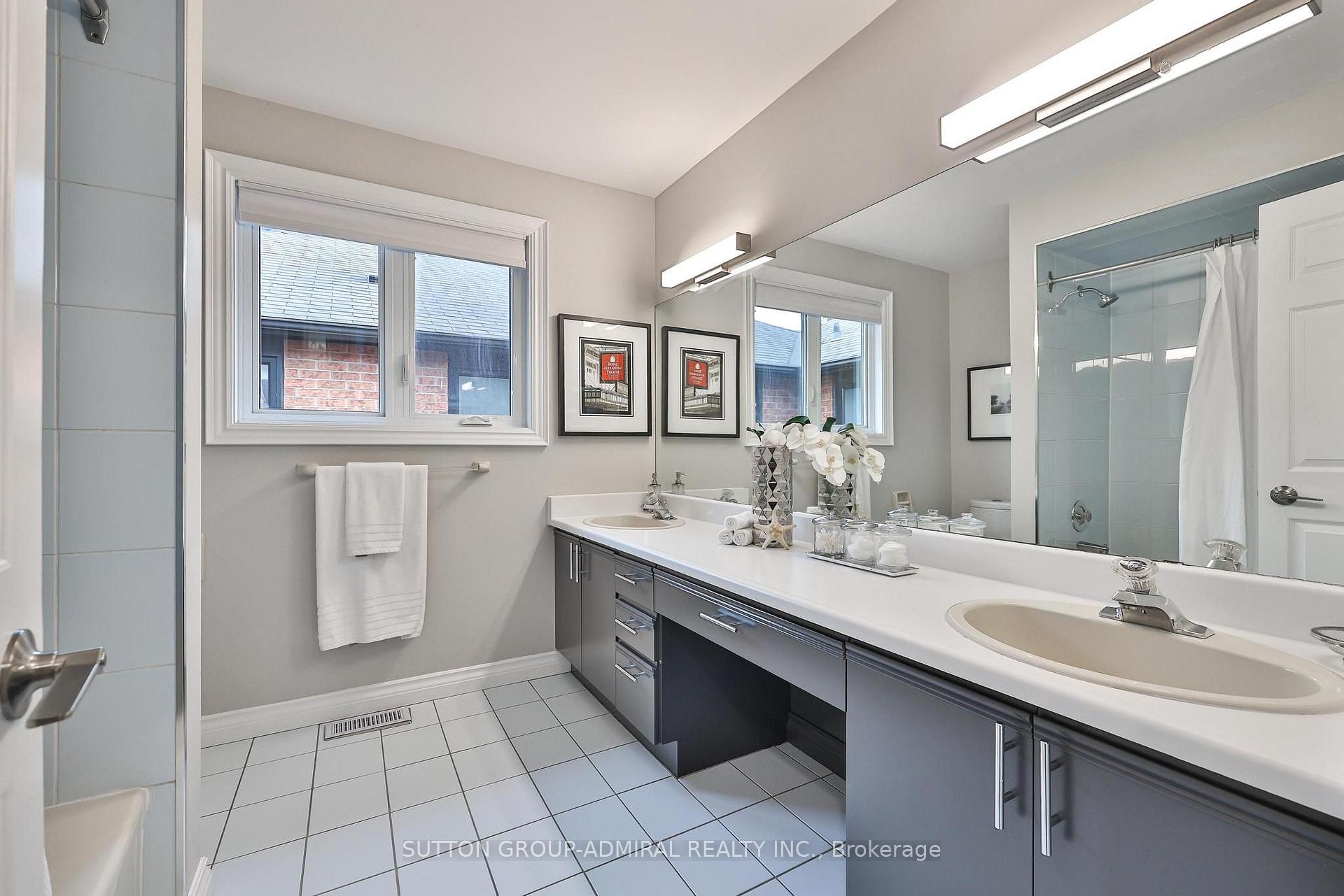 Photo 33 of 27 Green Acres Road, Vaughan, Uplands — HOMEH