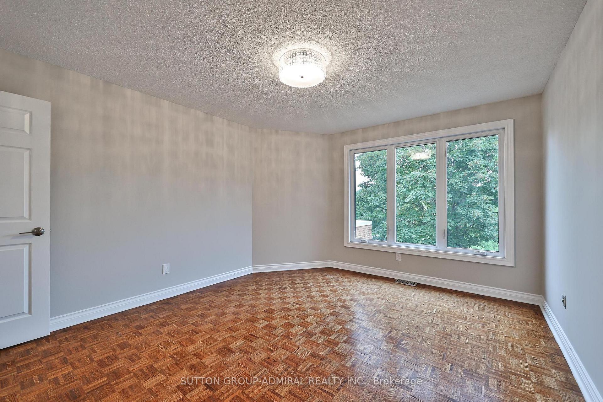 Photo 34 of 27 Green Acres Road, Vaughan, Uplands — HOMEH