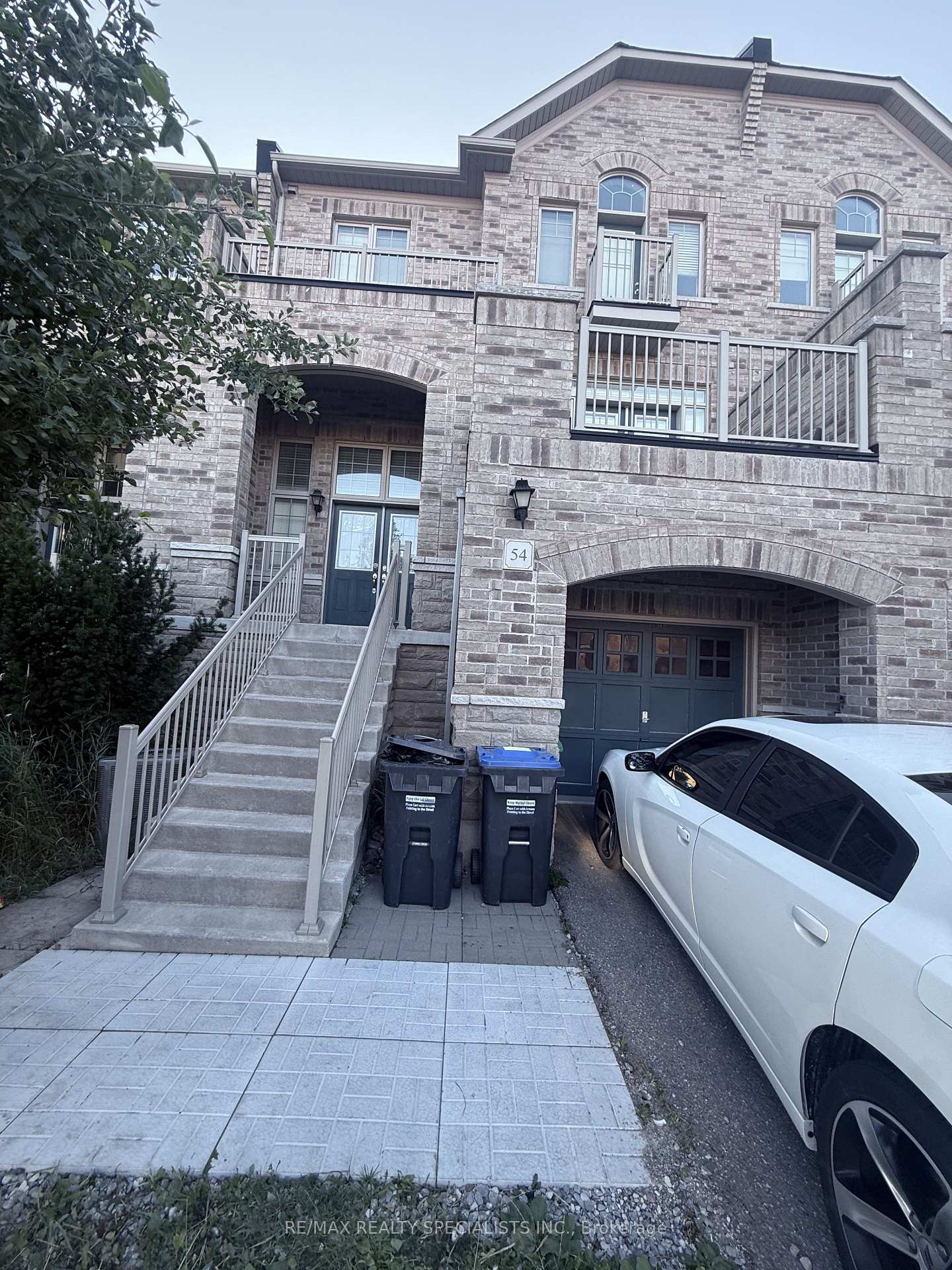 Front of 54 Chesterwood Crescent