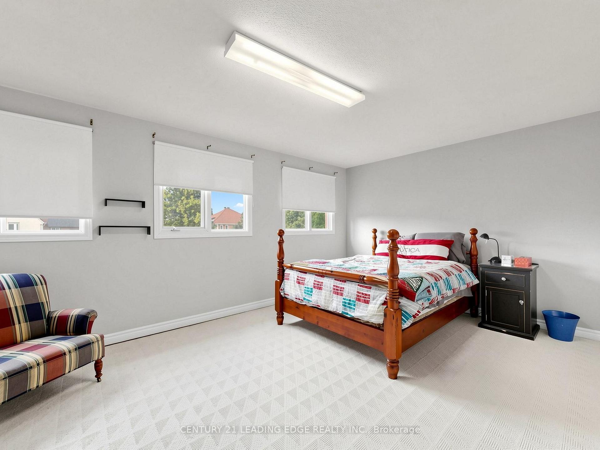 Photo 38 of 379 Manhattan Drive, Markham, Markville — HOMEH