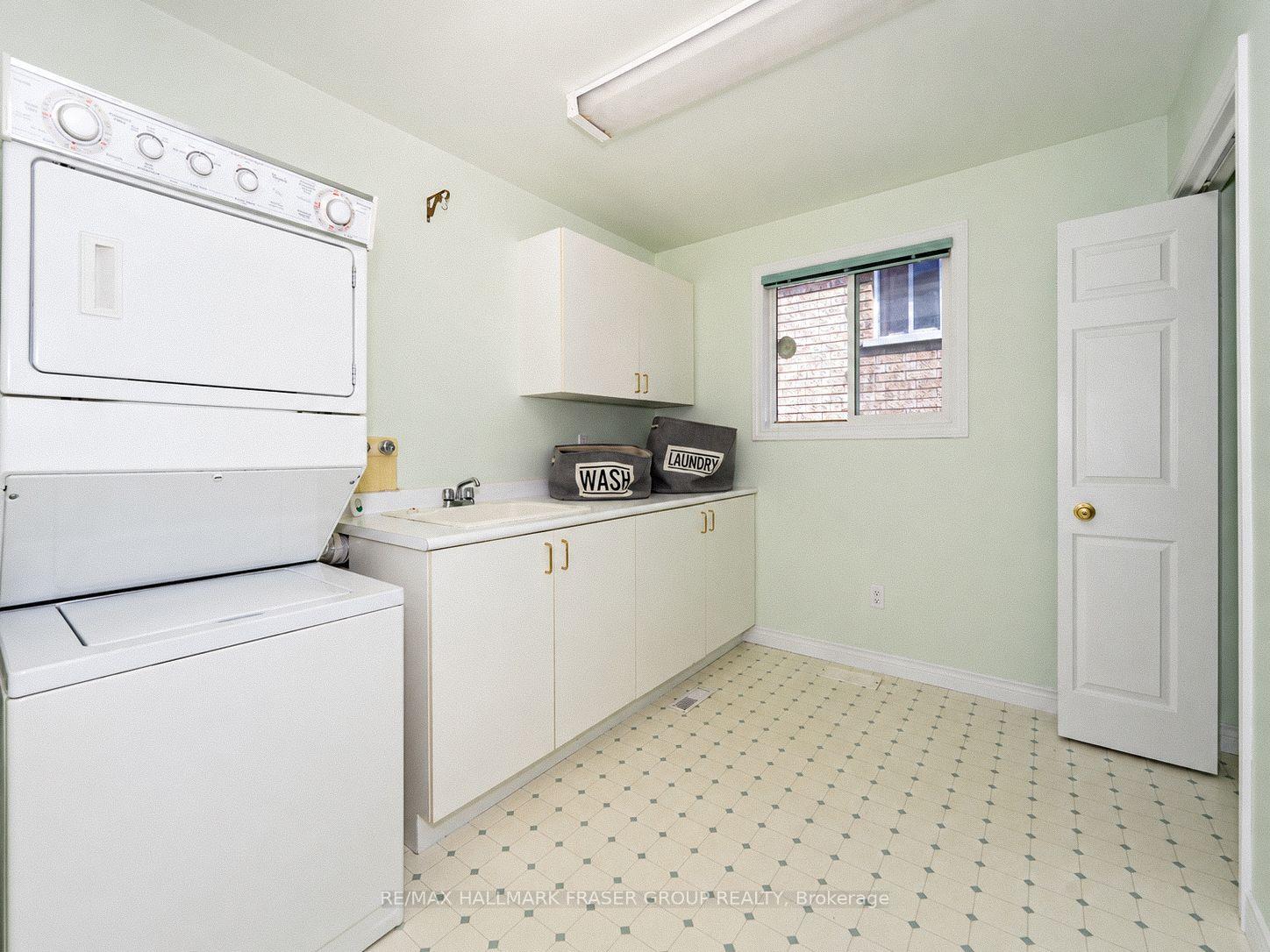 Photo 25 of 3067 Westridge Boulevard, Peterborough, Monaghan Ward 2 — HOMEH