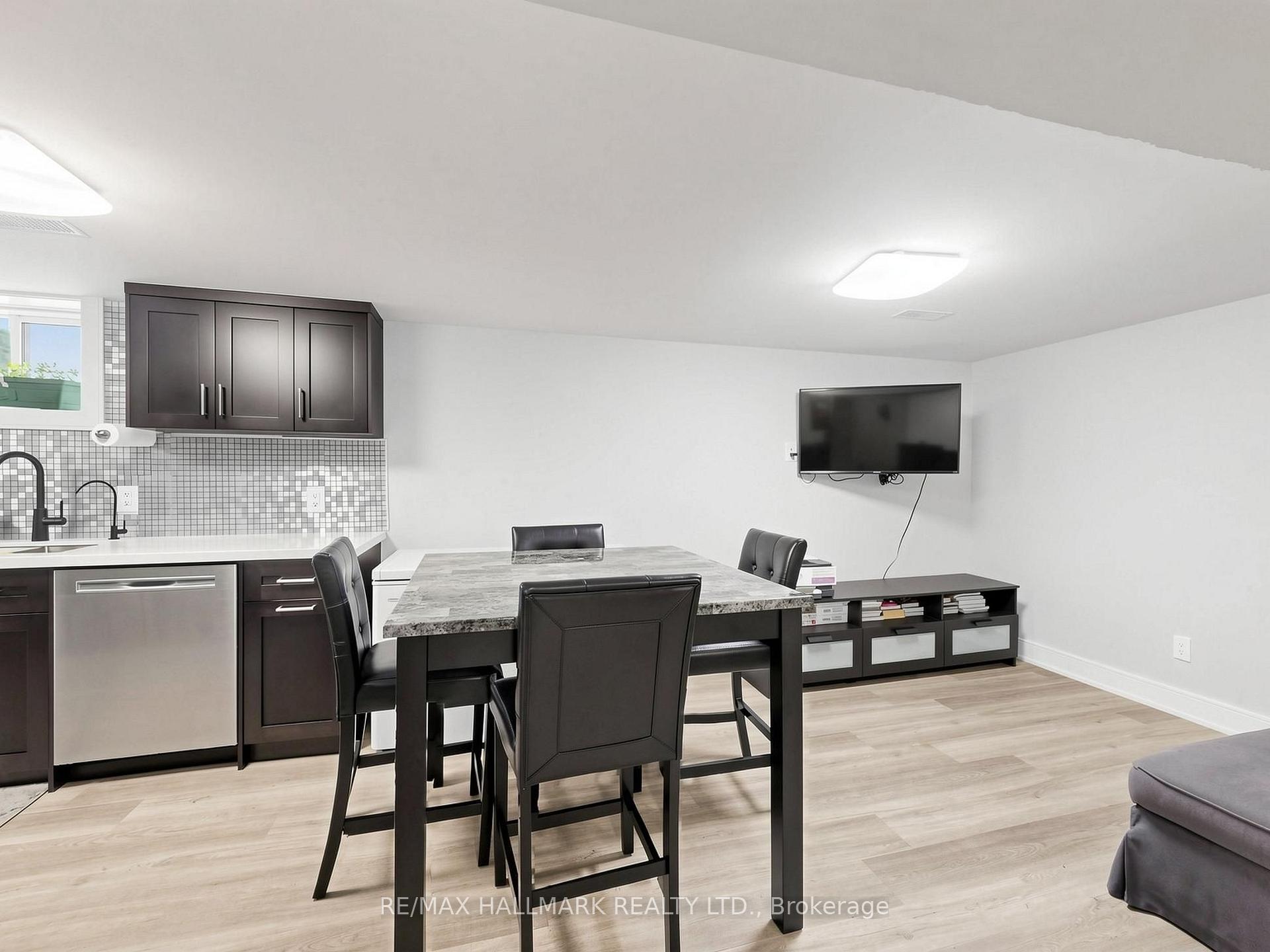 Photo 22 of 777 Ritson Road S, Oshawa, Lakeview — HOMEH