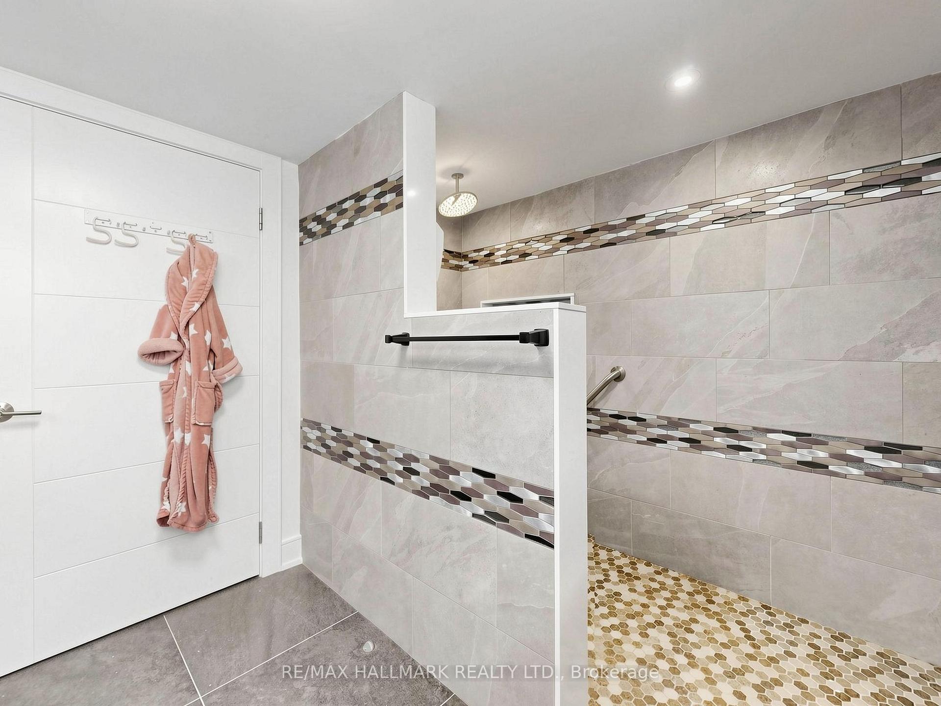 Photo 27 of 777 Ritson Road S, Oshawa, Lakeview — HOMEH