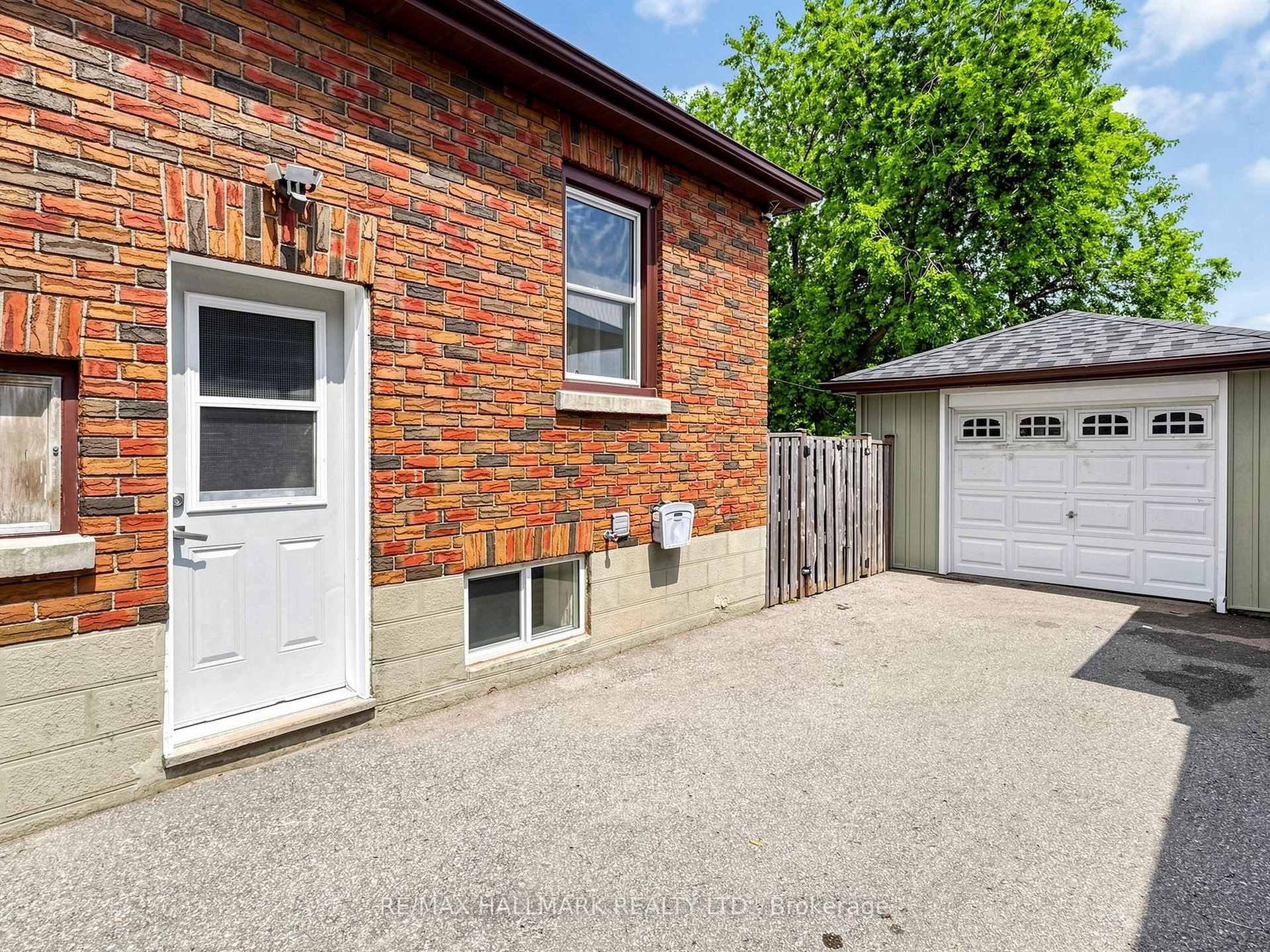 Photo 30 of 777 Ritson Road S, Oshawa, Lakeview — HOMEH