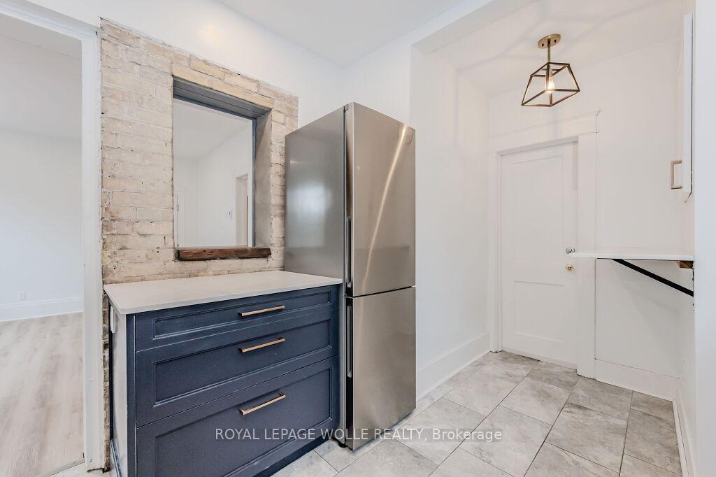 Photo 4 of Unit A, 76 Wellington Street, Kitchener, KW Hospital — HOMEH