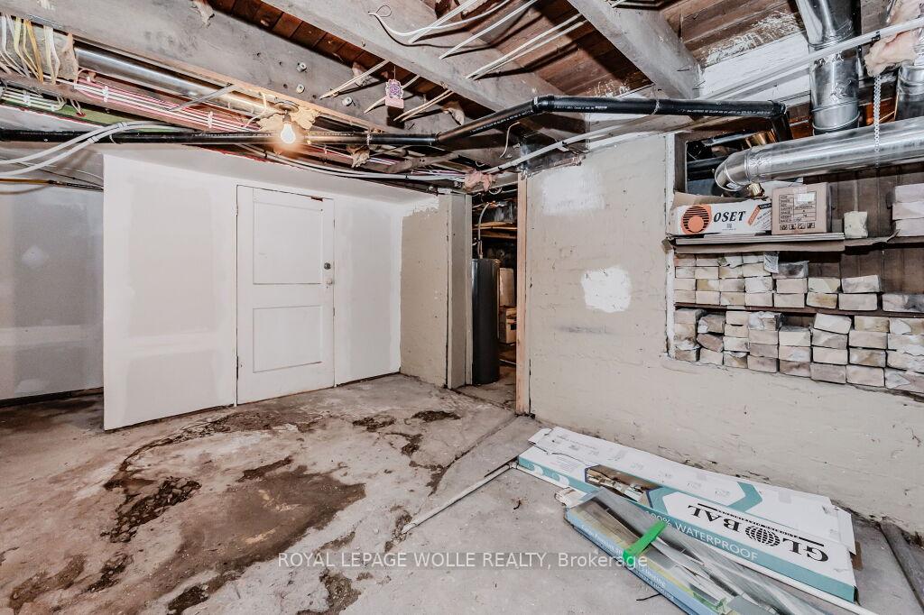 Photo 18 of Unit A, 76 Wellington Street, Kitchener, KW Hospital — HOMEH