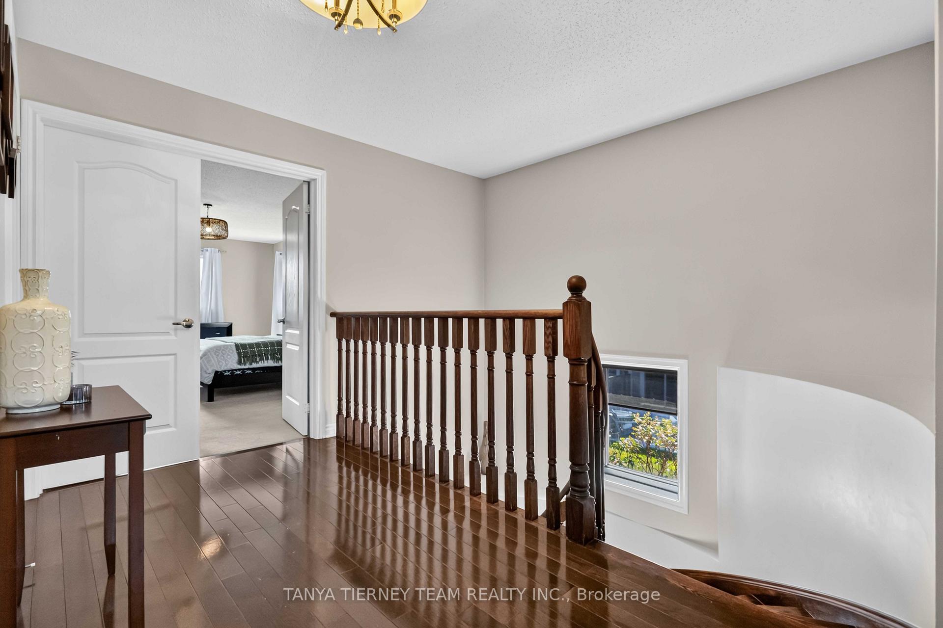 Photo 28 of 53 Chiswick Avenue, Whitby, Brooklin — HOMEH