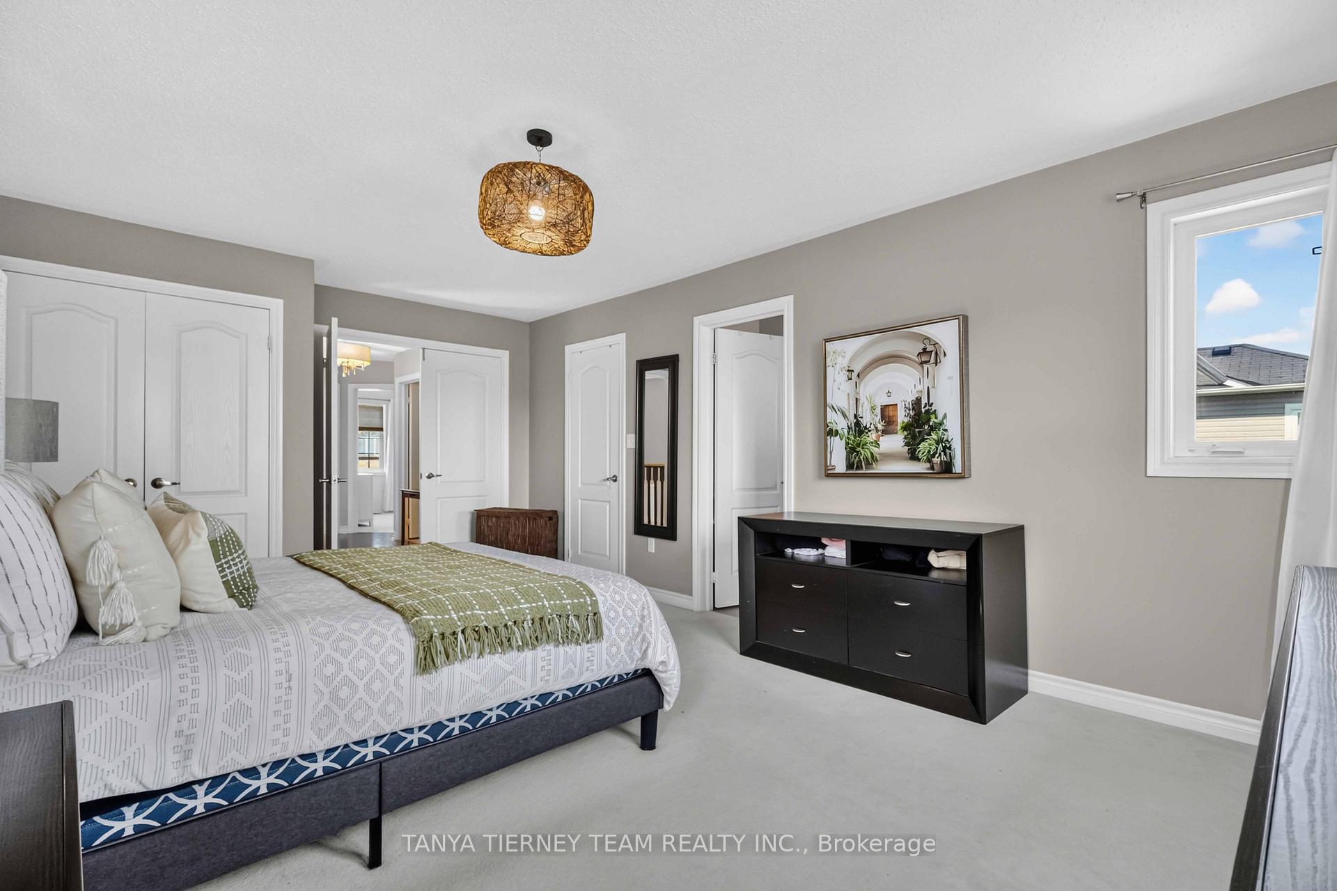 Photo 31 of 53 Chiswick Avenue, Whitby, Brooklin — HOMEH