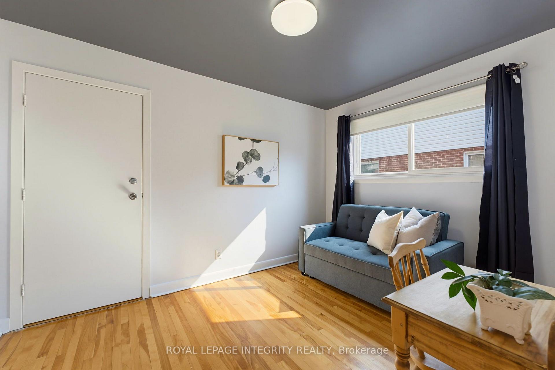 Photo 19 of 2393 Iris Street, Ottawa, Parkway Park — HOMEH