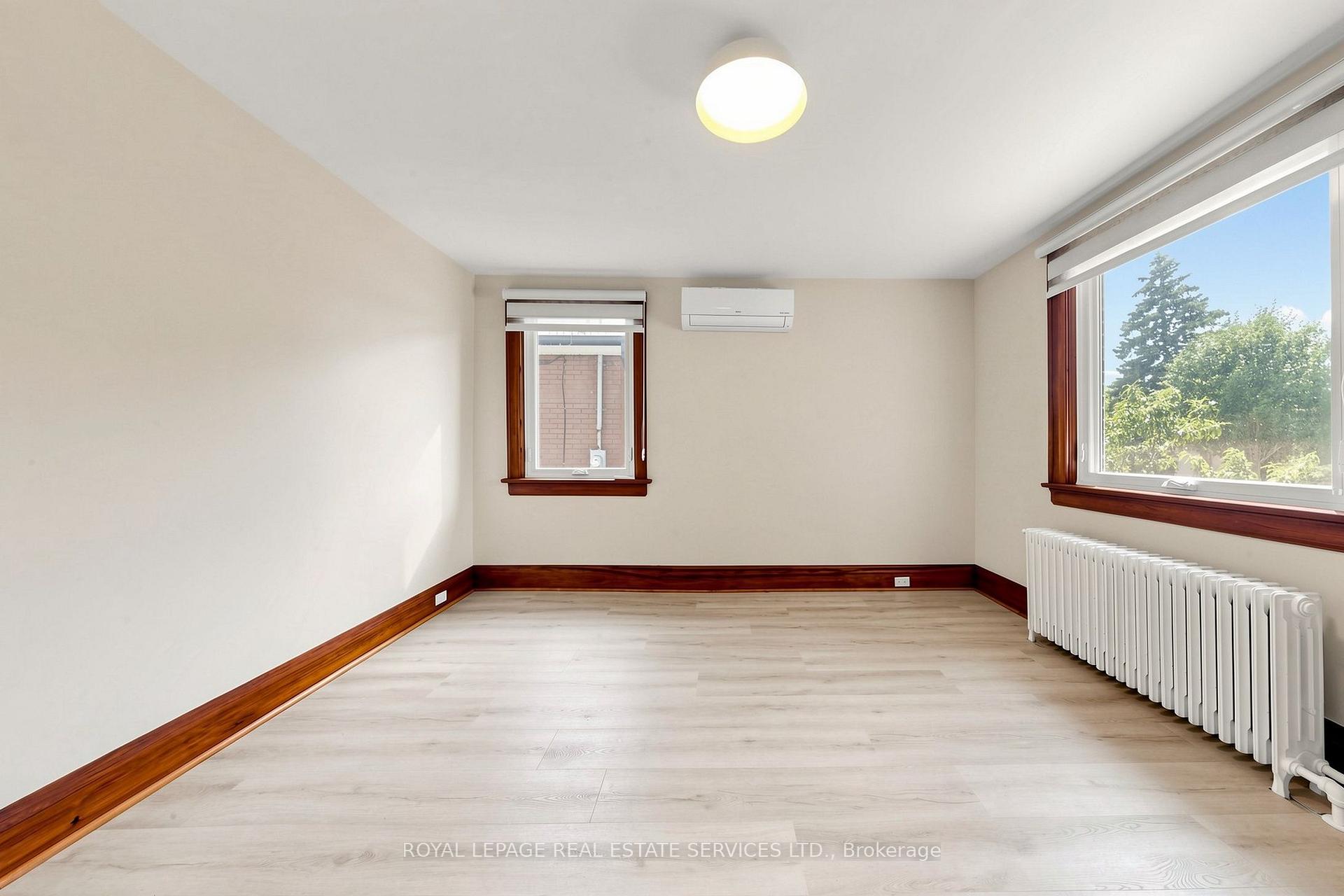 Photo 7 of 31 Rosemeade Avenue, Etobicoke, Stonegate-Queensway — HOMEH
