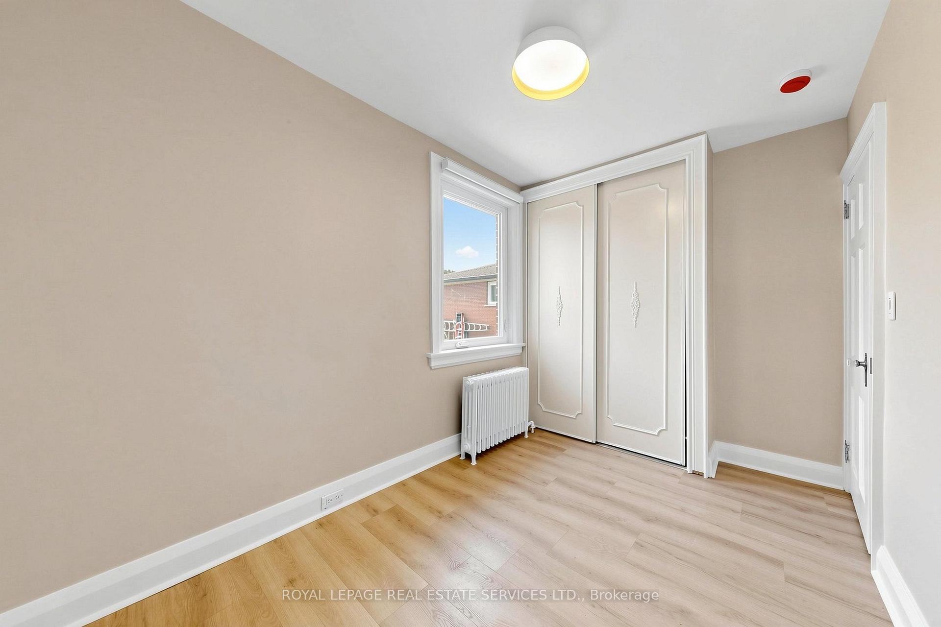 Photo 22 of 31 Rosemeade Avenue, Etobicoke, Stonegate-Queensway — HOMEH