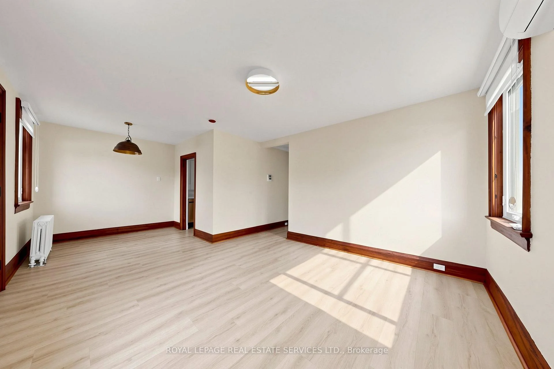 Photo 44 of 31 Rosemeade Avenue, Etobicoke, Stonegate-Queensway — HOMEH