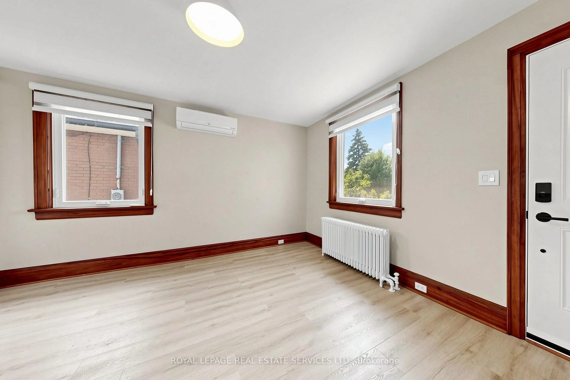 Photo 47 of 31 Rosemeade Avenue, Etobicoke, Stonegate-Queensway — HOMEH