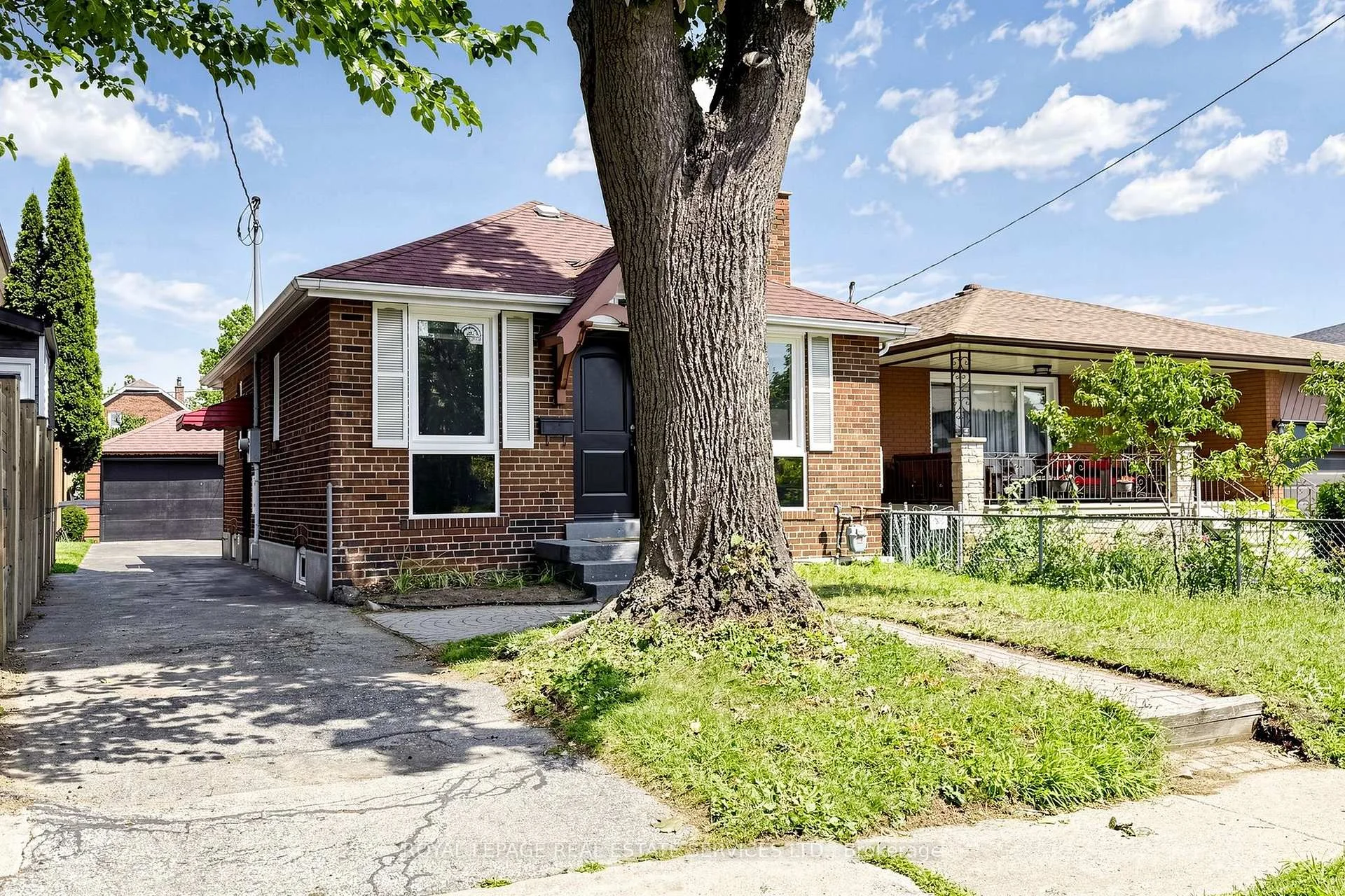 Photo 50 of 31 Rosemeade Avenue, Etobicoke, Stonegate-Queensway — HOMEH