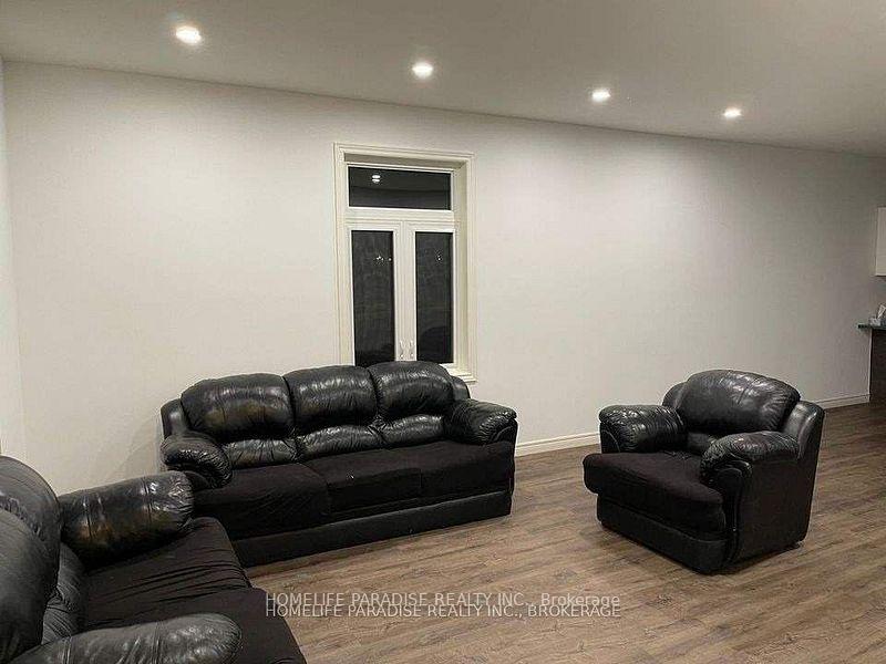 Photo 3 of Unit 12, 125 Summerside Mews, Pelham, Fonthill — HOMEH