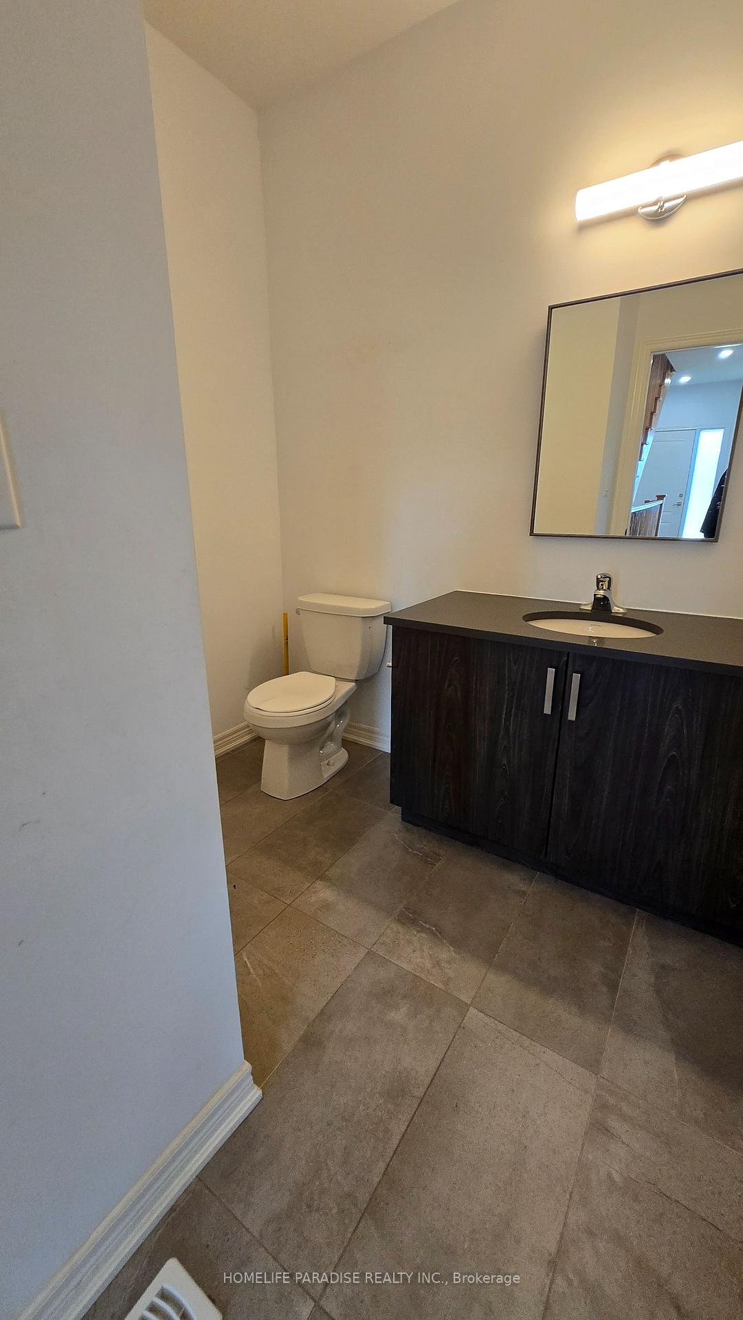 Photo 16 of Unit 12, 125 Summerside Mews, Pelham, Fonthill — HOMEH