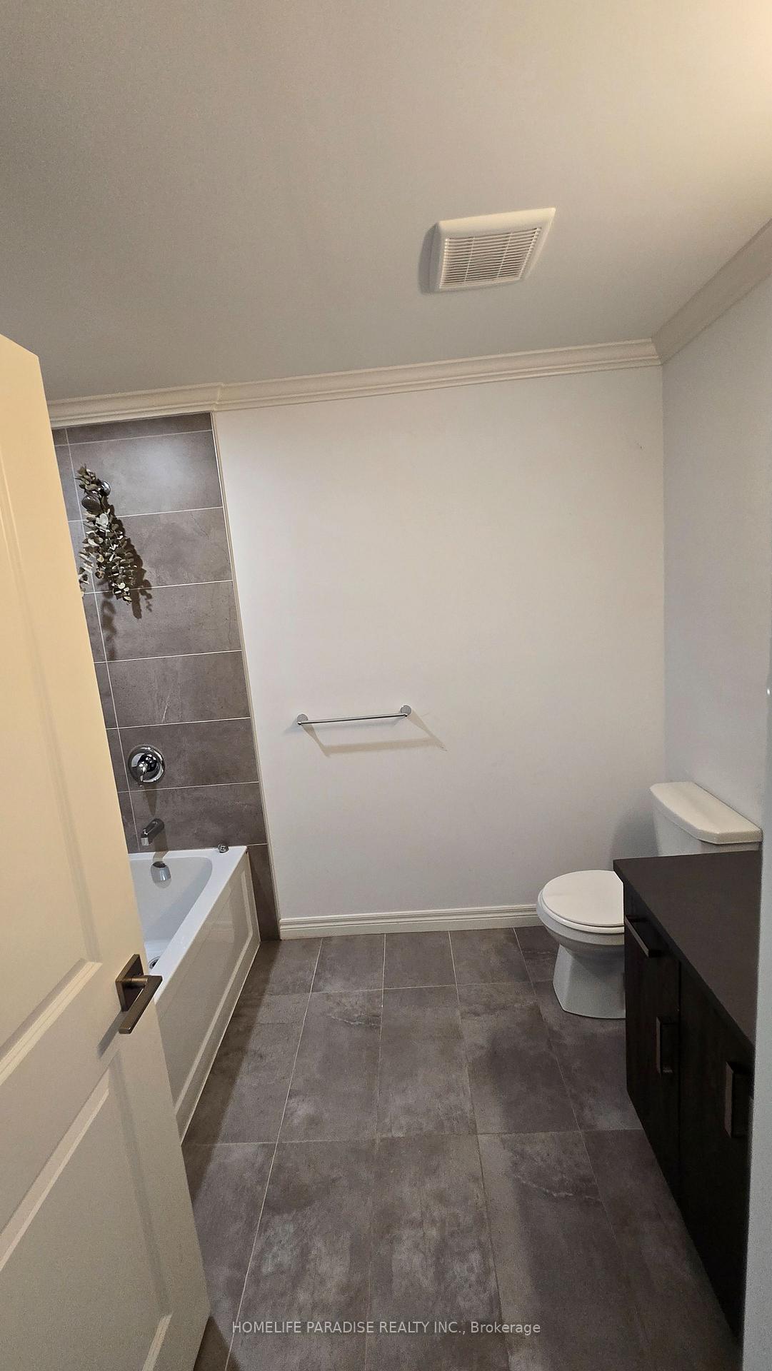Photo 24 of Unit 12, 125 Summerside Mews, Pelham, Fonthill — HOMEH