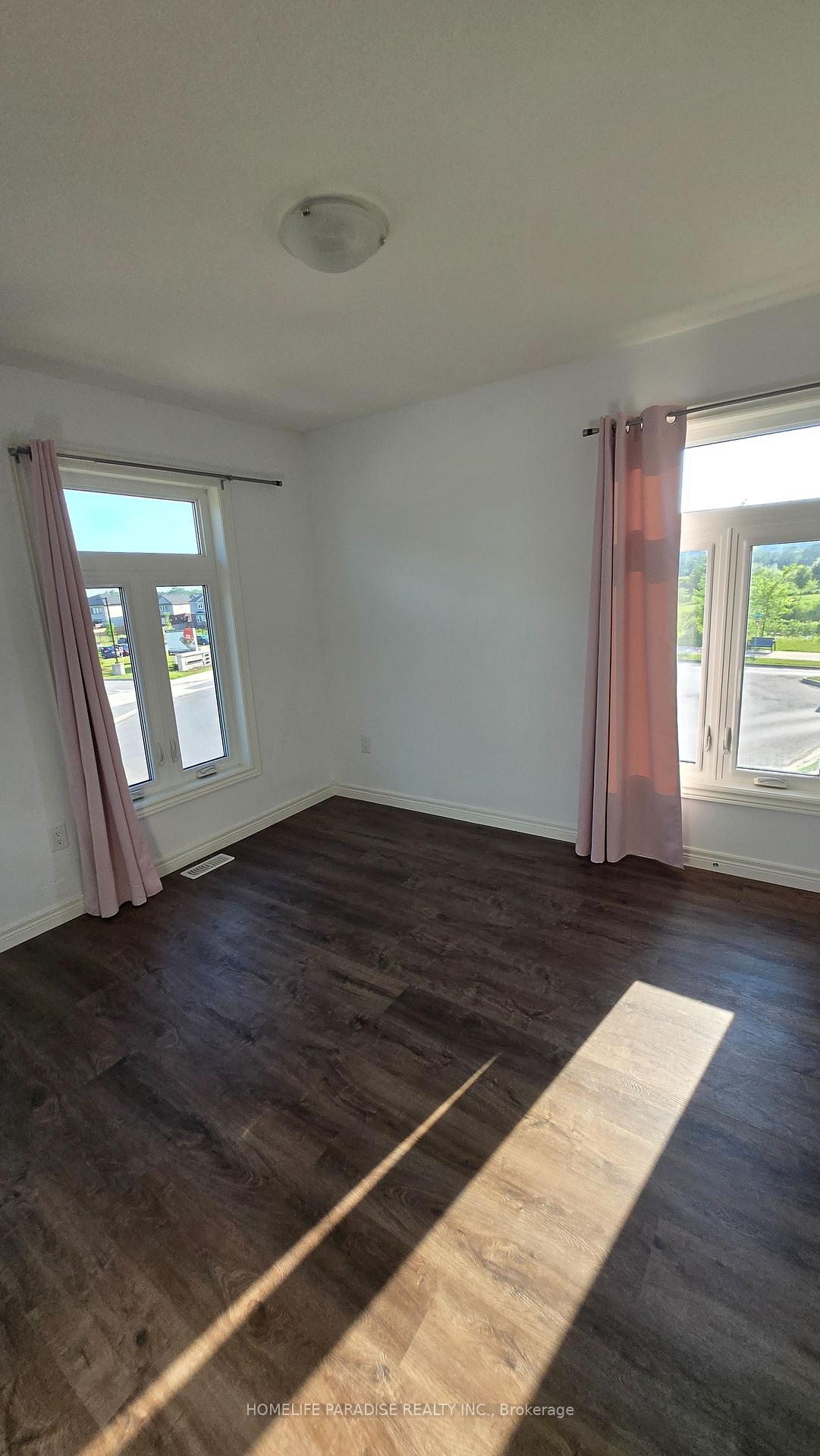 Photo 26 of Unit 12, 125 Summerside Mews, Pelham, Fonthill — HOMEH