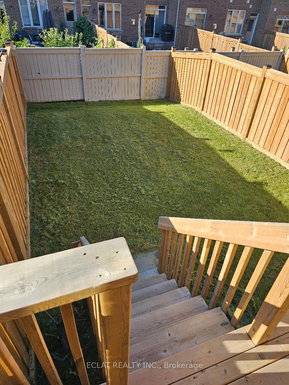 Photo 20 of 1071 Garner Road E, Hamilton, Ancaster — HOMEH