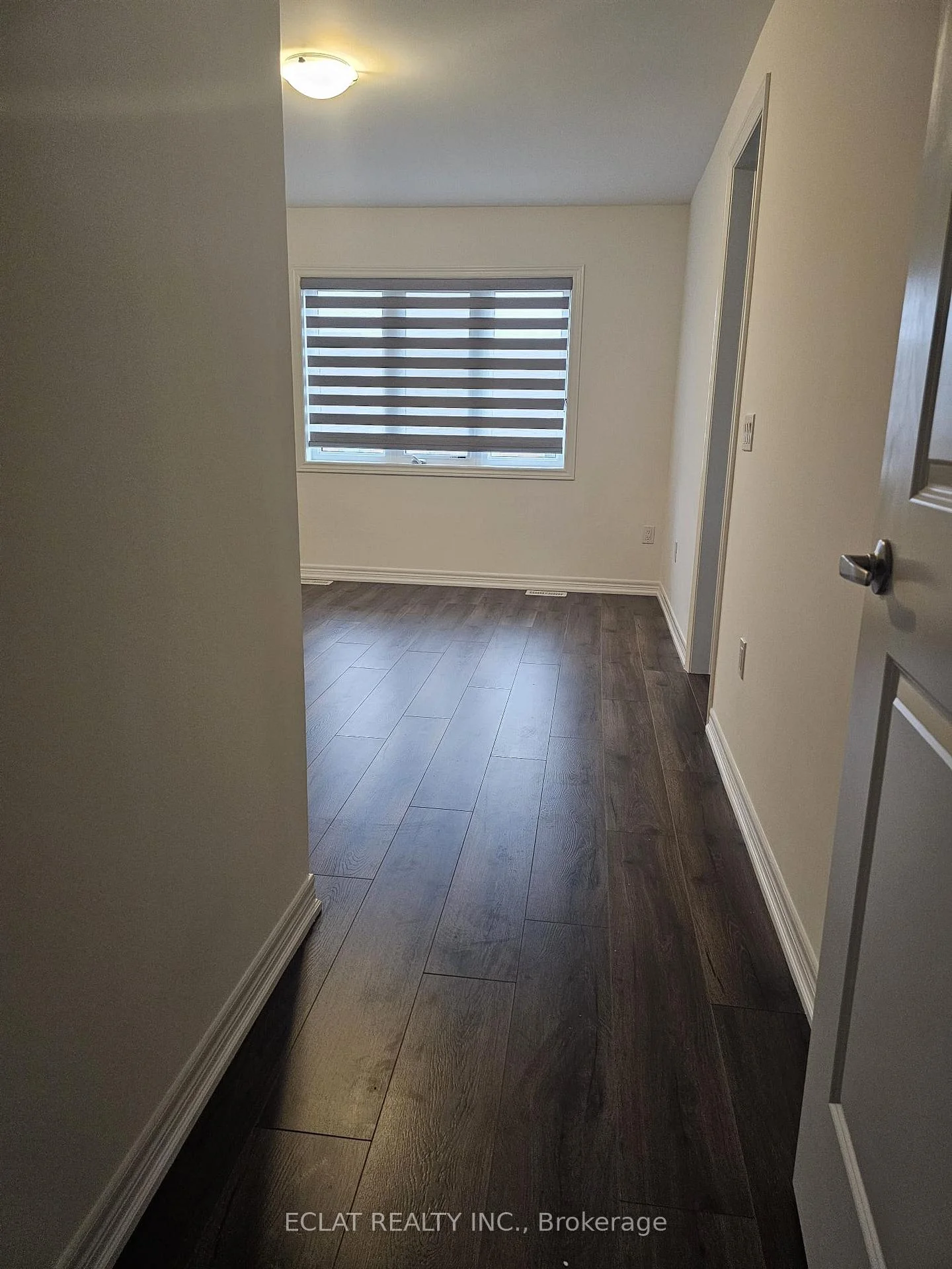 Photo 17 of 1071 Garner Road E, Hamilton, Ancaster — HOMEH