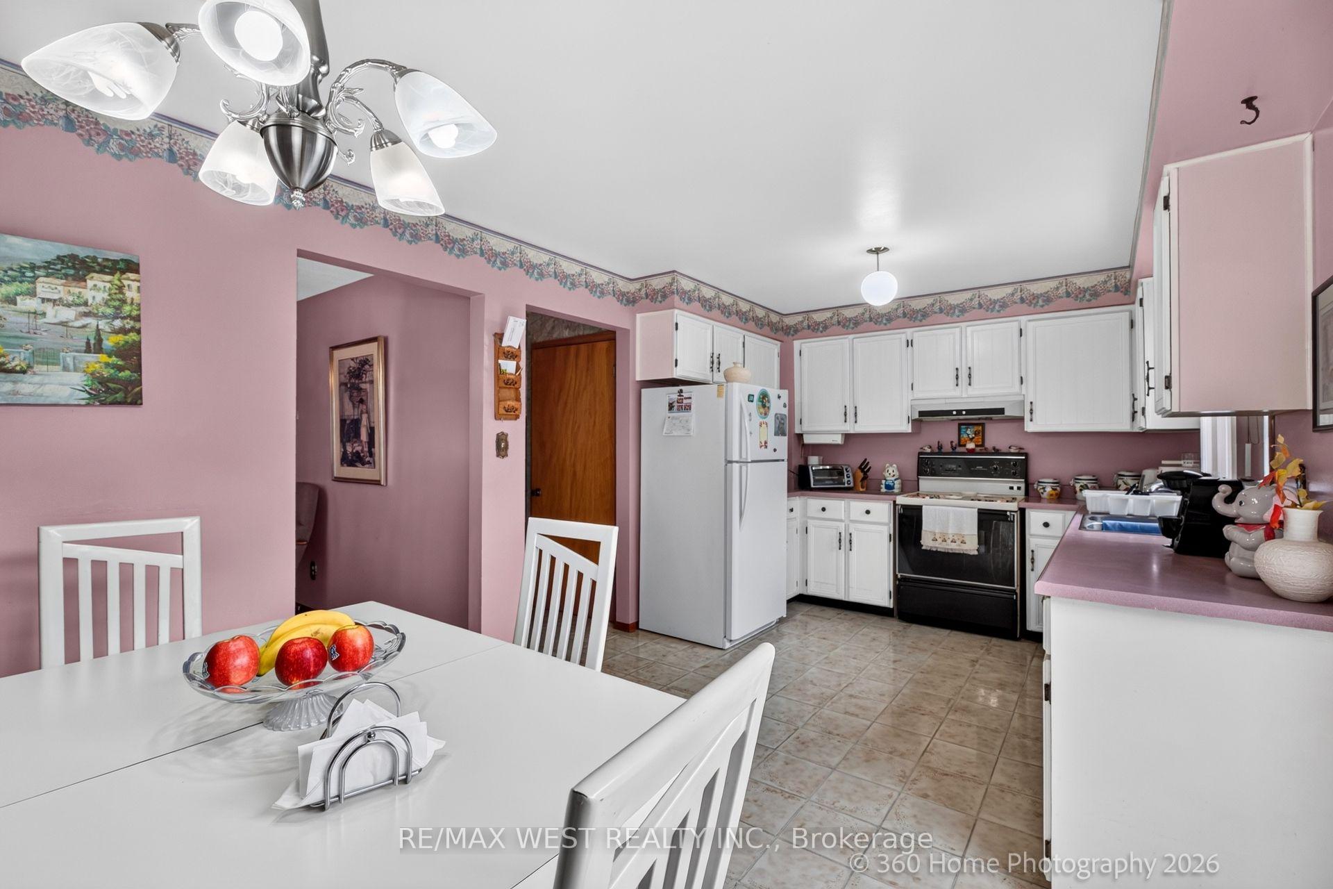 Photo 4 of 4157 Ottewell Crescent, Mississauga, Rathwood — HOMEH