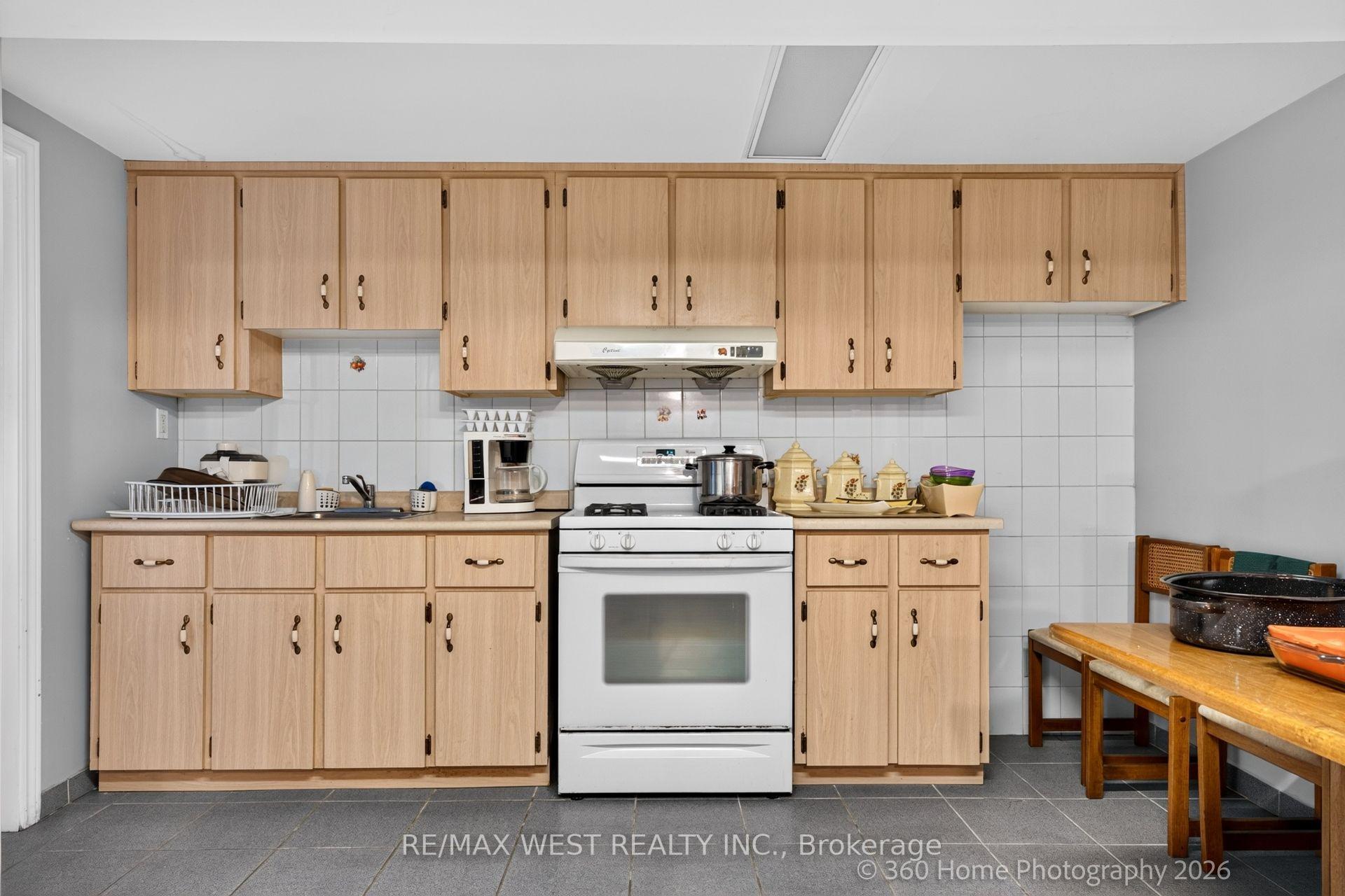 Photo 12 of 4157 Ottewell Crescent, Mississauga, Rathwood — HOMEH