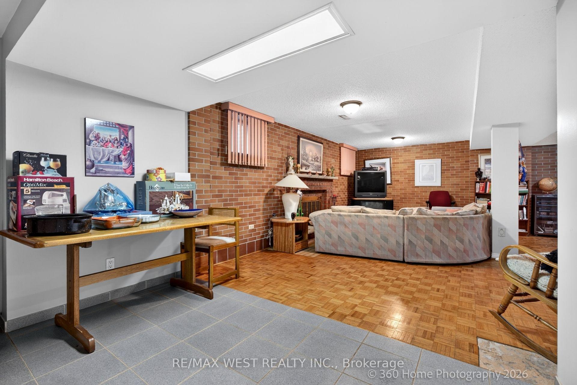 Photo 14 of 4157 Ottewell Crescent, Mississauga, Rathwood — HOMEH