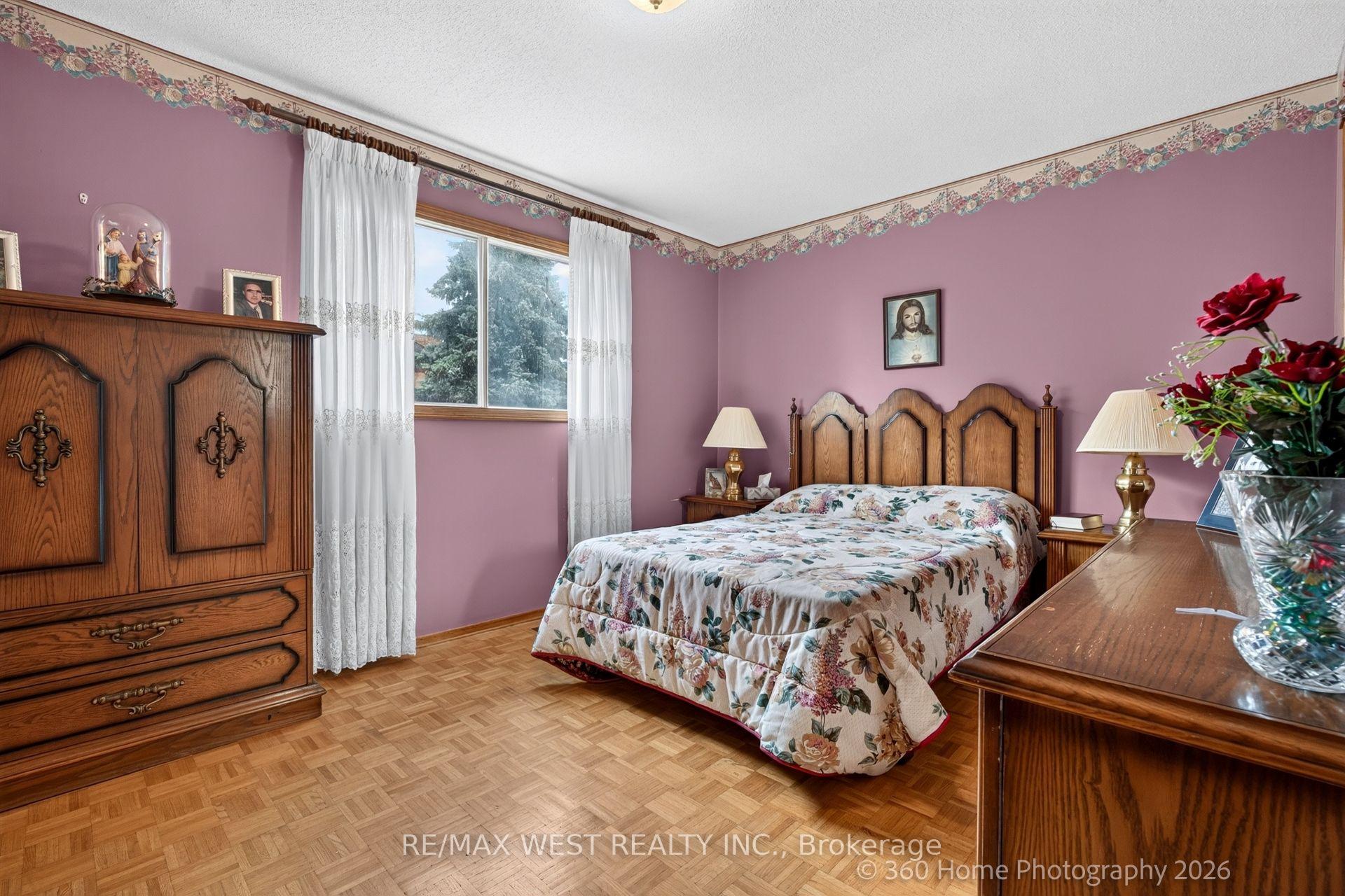 Photo 15 of 4157 Ottewell Crescent, Mississauga, Rathwood — HOMEH