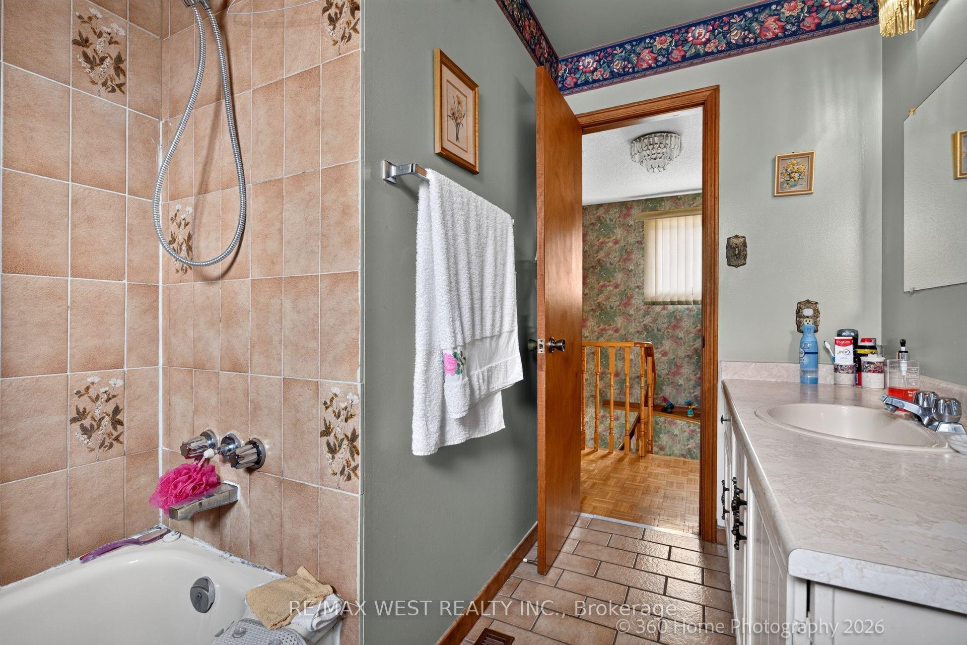 Photo 20 of 4157 Ottewell Crescent, Mississauga, Rathwood — HOMEH