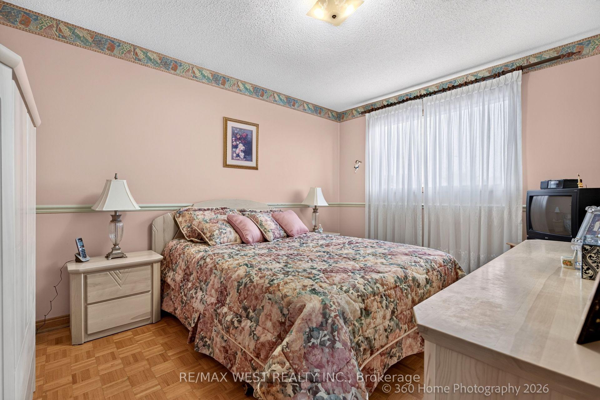 Photo 23 of 4157 Ottewell Crescent, Mississauga, Rathwood — HOMEH