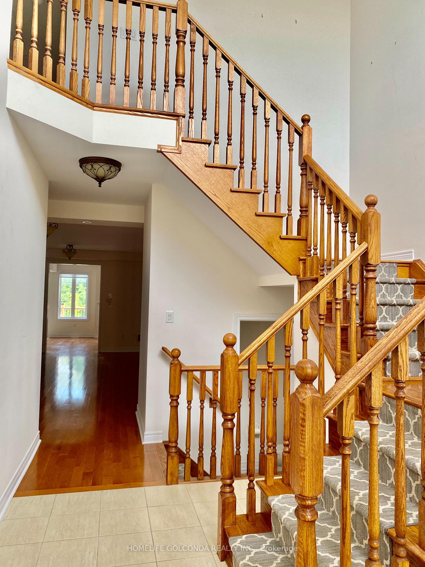 Photo 2 of 160 Chouinard Way, Aurora, Rural Aurora — HOMEH