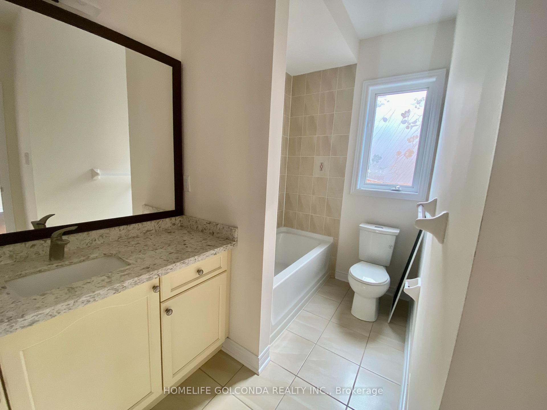 Photo 18 of 160 Chouinard Way, Aurora, Rural Aurora — HOMEH