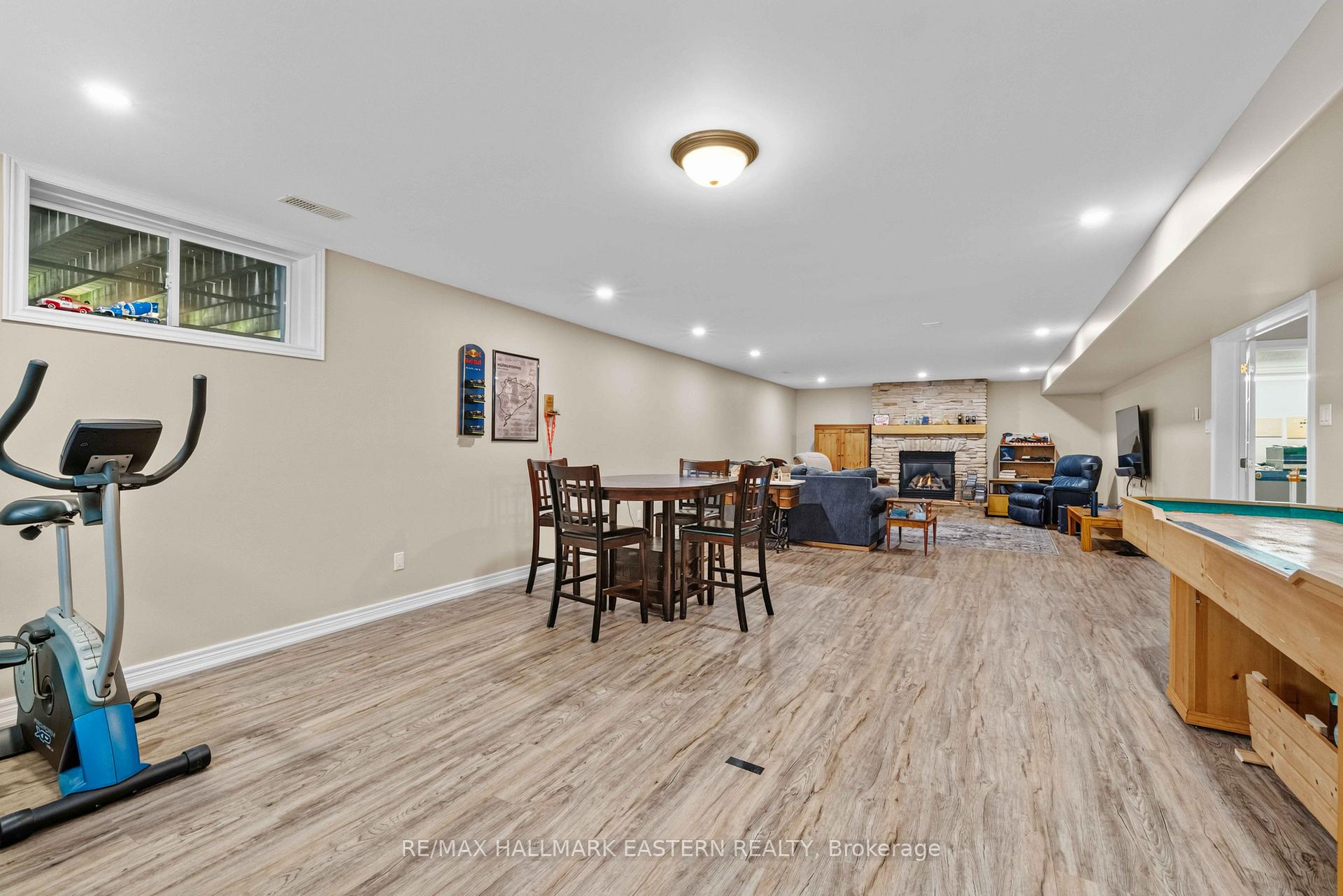 Photo 5 of 2552 Denure Drive, Peterborough, Monaghan Ward 2 — HOMEH