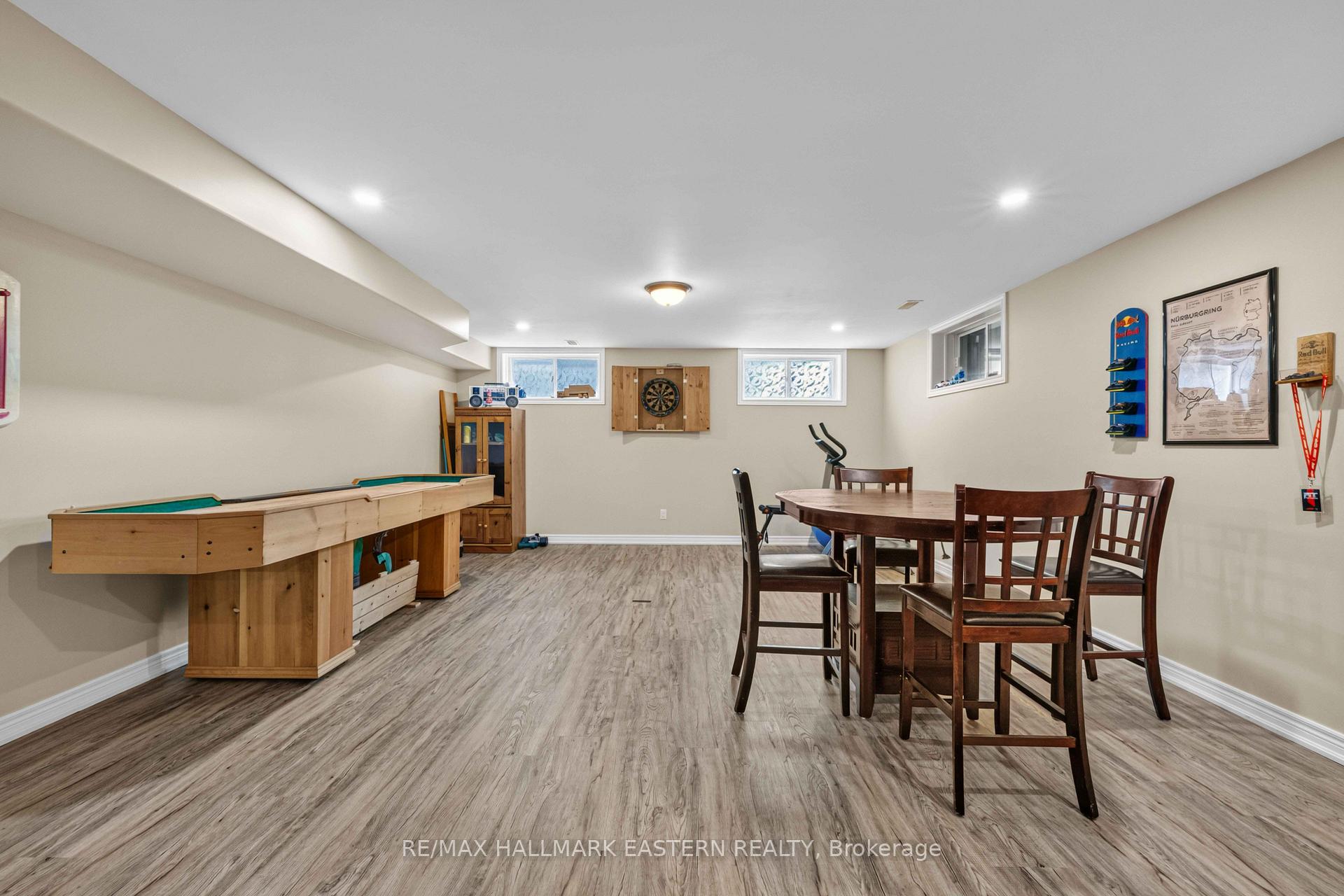 Photo 37 of 2552 Denure Drive, Peterborough, Monaghan Ward 2 — HOMEH