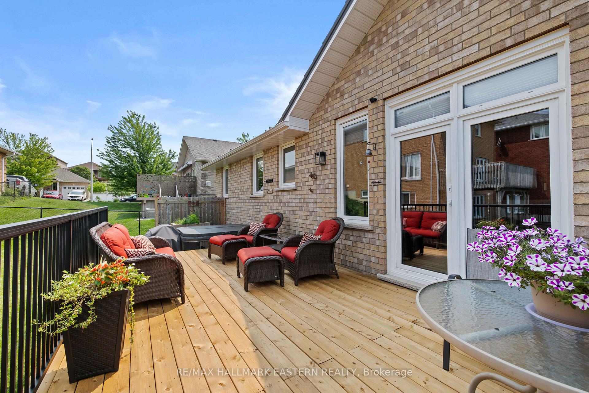 Photo 40 of 2552 Denure Drive, Peterborough, Monaghan Ward 2 — HOMEH