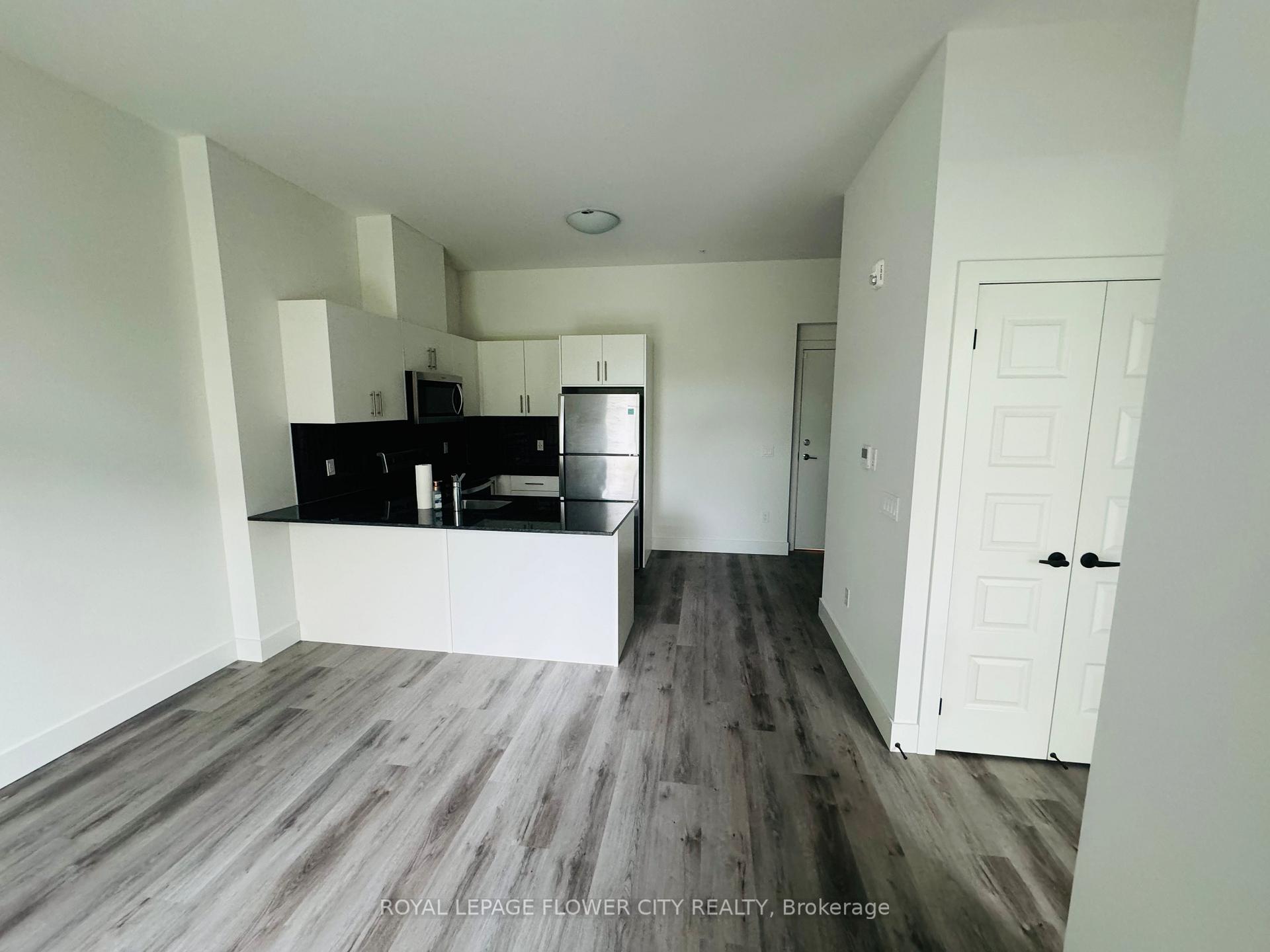 Photo 3 of Unit 108, 103 Roger Street, Waterloo, Uptown Waterloo/North Ward — HOMEH