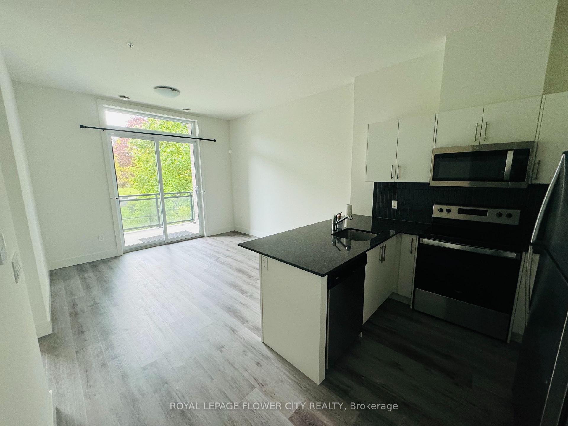 Photo 6 of Unit 108, 103 Roger Street, Waterloo, Uptown Waterloo/North Ward — HOMEH