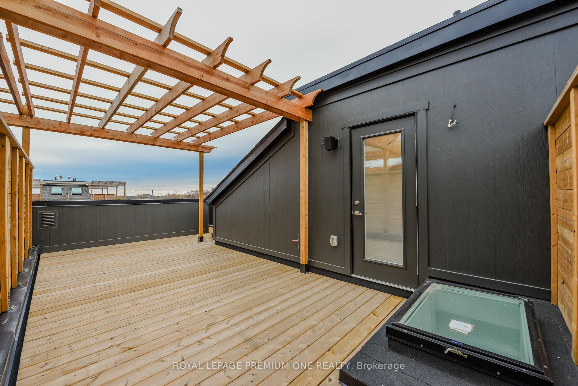 Photo 31 of Unit 128, 35 Lunar Crescent, Mississauga, Streetsville — HOMEH