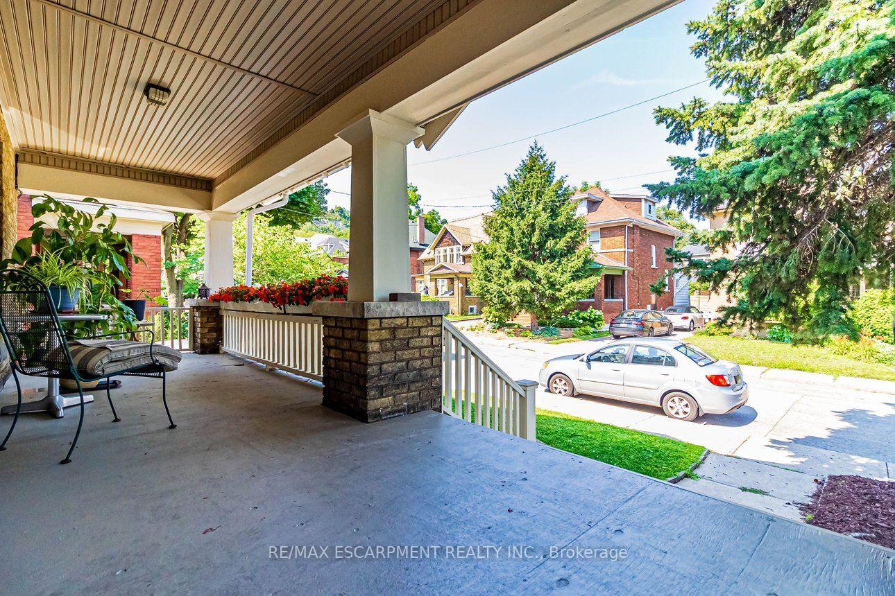 Photo 5 of 121 Eastbourne Avenue, Hamilton, St. Clair — HOMEH