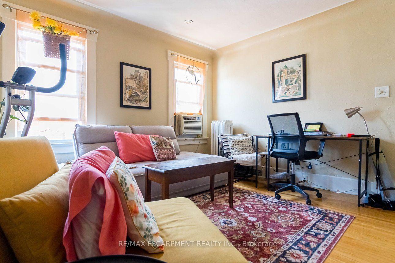 Photo 27 of 121 Eastbourne Avenue, Hamilton, St. Clair — HOMEH