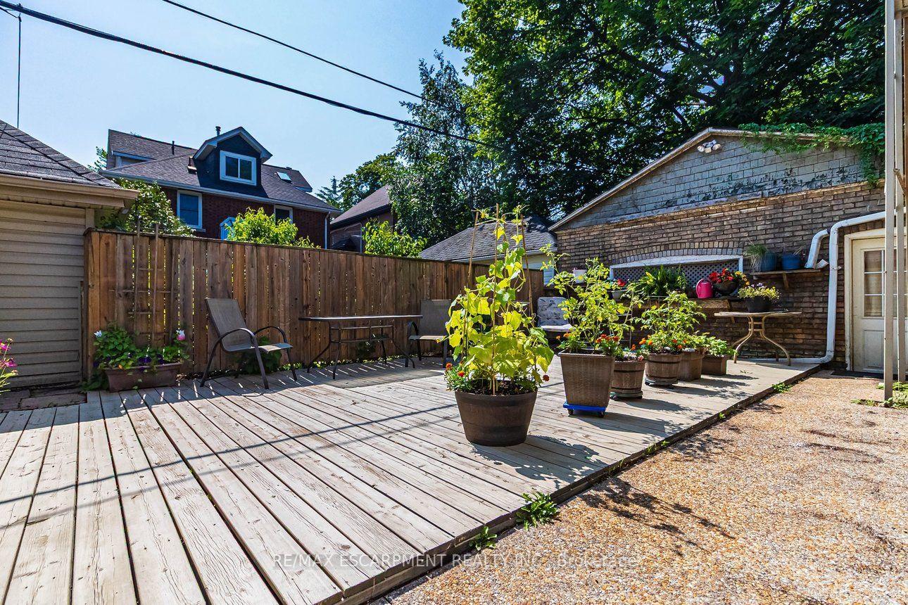 Photo 43 of 121 Eastbourne Avenue, Hamilton, St. Clair — HOMEH