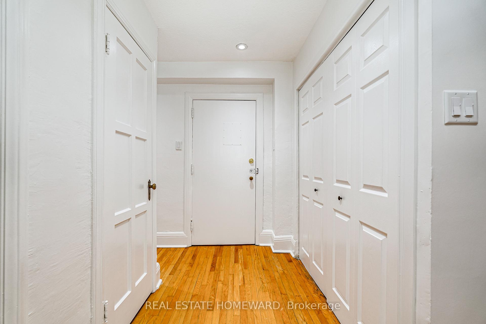Photo 7 of Unit 206, 100 Oriole Parkway, Toronto, Forest Hill South — HOMEH