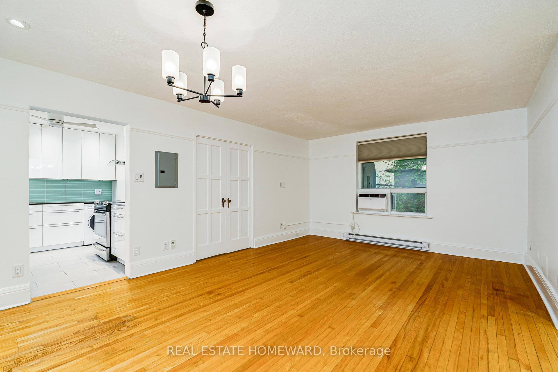 Photo 16 of Unit 206, 100 Oriole Parkway, Toronto, Forest Hill South — HOMEH
